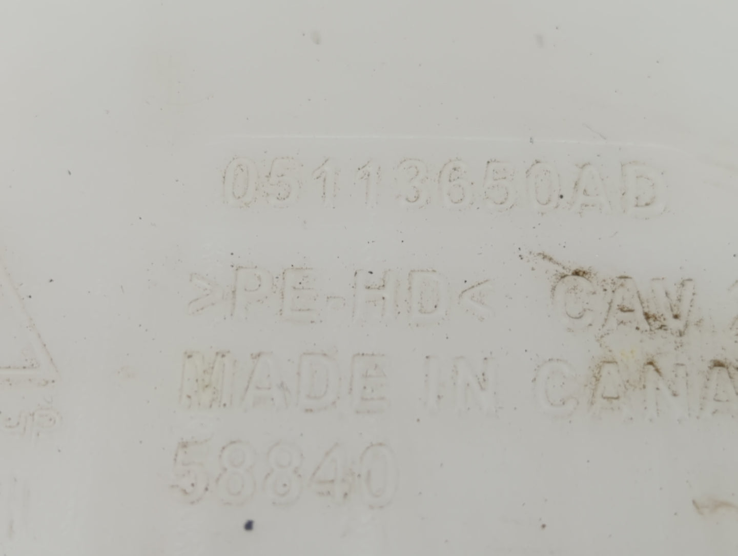 2011 Dodge Grand Caravan Windshield Washer Fluid Reservoir Bottle Oem - Oemusedautoparts1.com
