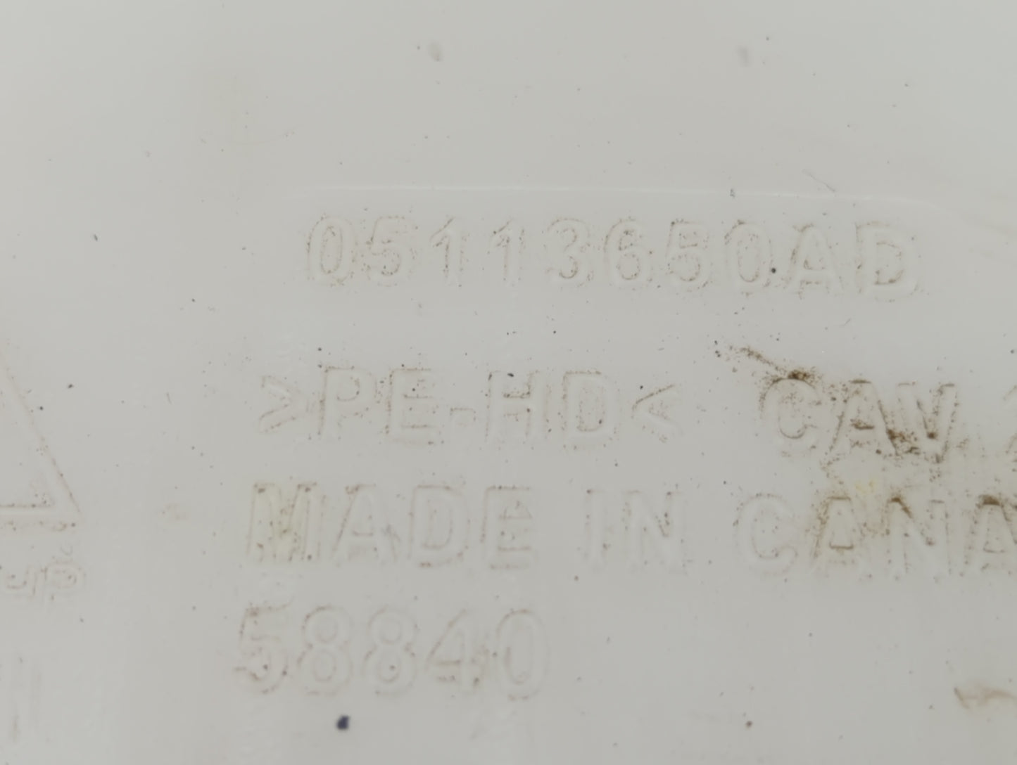 2011 Dodge Grand Caravan Windshield Washer Fluid Reservoir Bottle Oem - Oemusedautoparts1.com