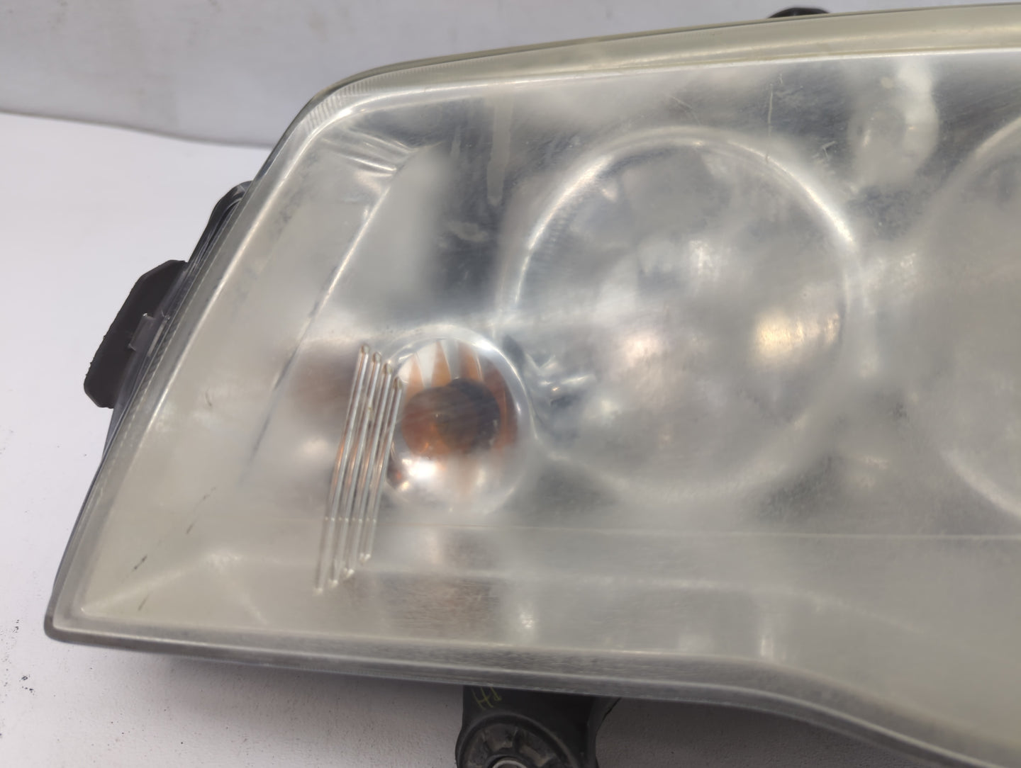 2011 Dodge Grand Caravan Passenger Right Oem Head Light Headlight Lamp - Oemusedautoparts1.com