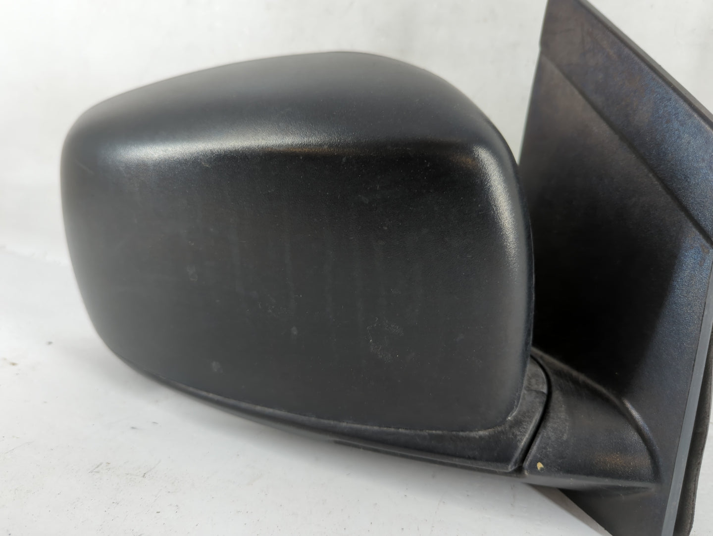 2011-2020 Dodge Grand Caravan Passenger Side View Mirror - Right Door Mirror OEM Used - Oemusedautoparts1.com