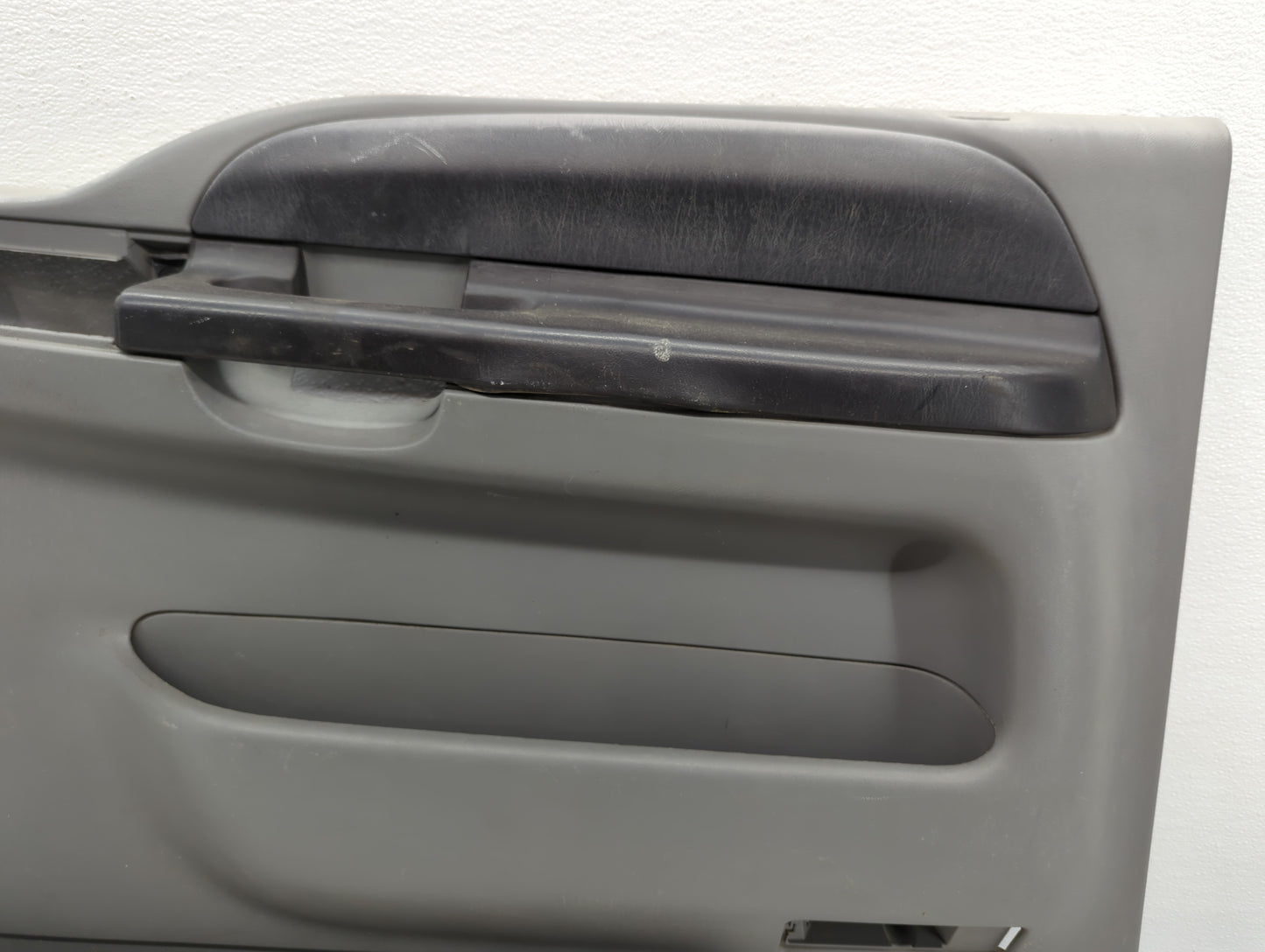 2014 Dodge Grand Caravan Front Left Driver Interior Door Panel Trim - Oemusedautoparts1.com