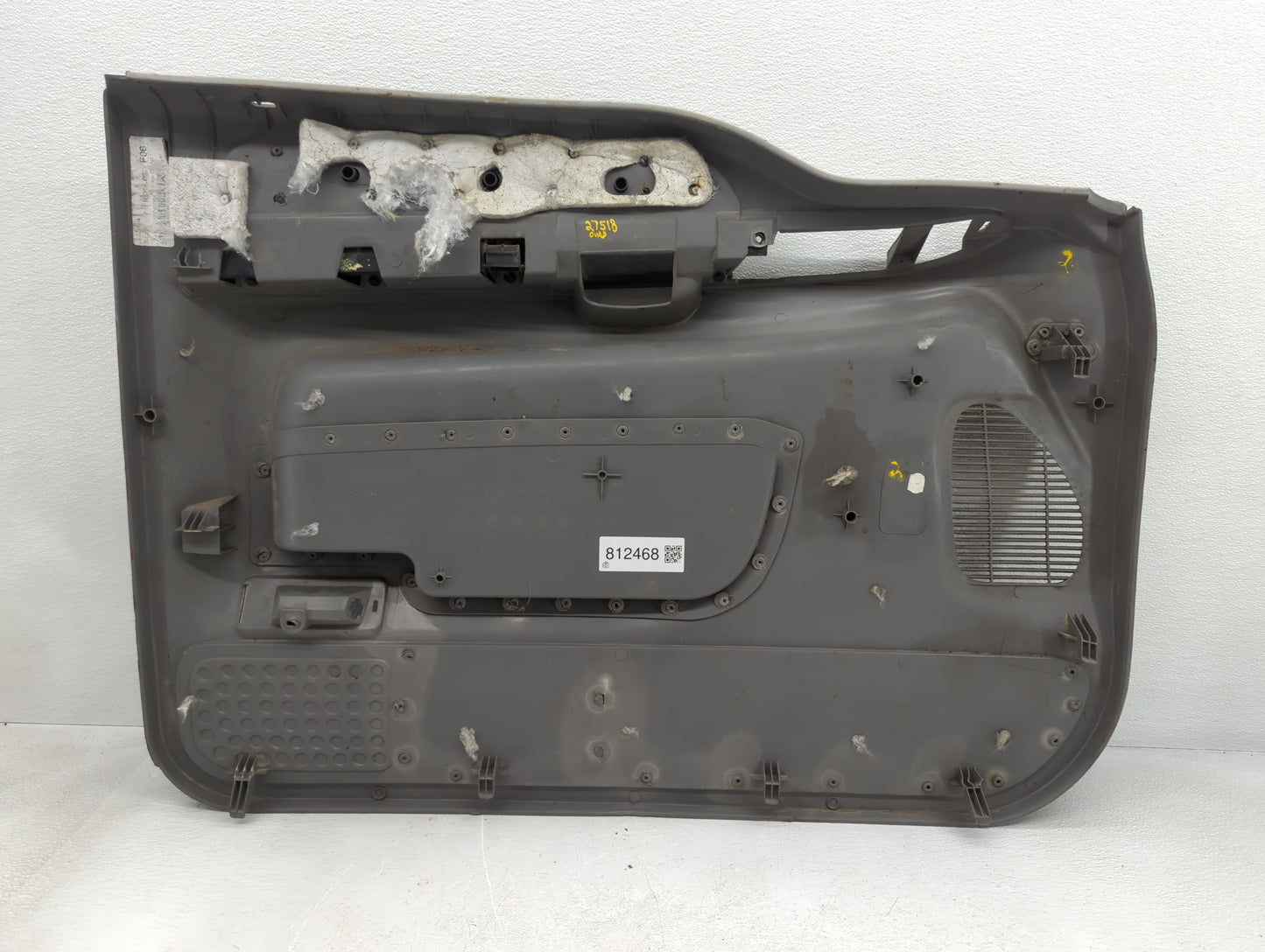 2014 Dodge Grand Caravan Front Left Driver Interior Door Panel Trim - Oemusedautoparts1.com