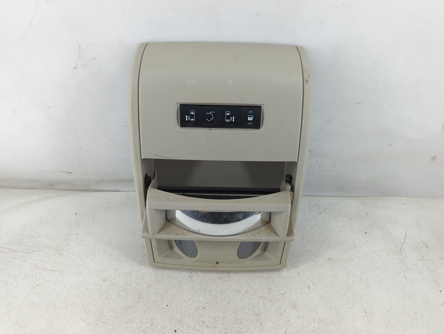 2011-2020 Dodge Grand Caravan Overhead Roof Console Interior Dome Light - Oemusedautoparts1.com