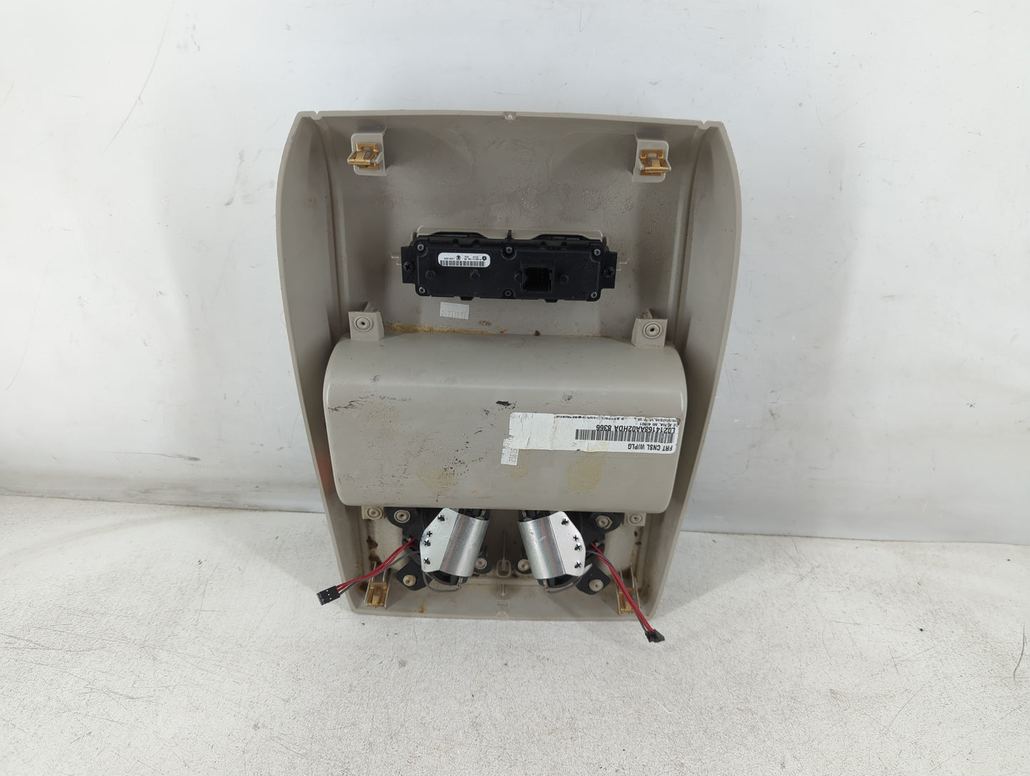2011-2020 Dodge Grand Caravan Overhead Roof Console Interior Dome Light - Oemusedautoparts1.com