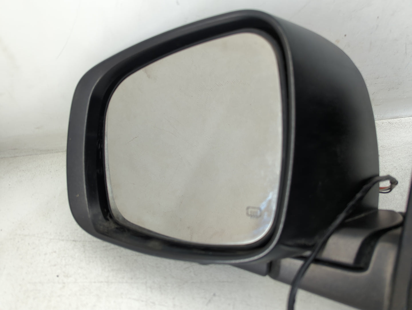 2014 Dodge Grand Caravan Driver Left Side View Manual Door Mirror Black - Oemusedautoparts1.com