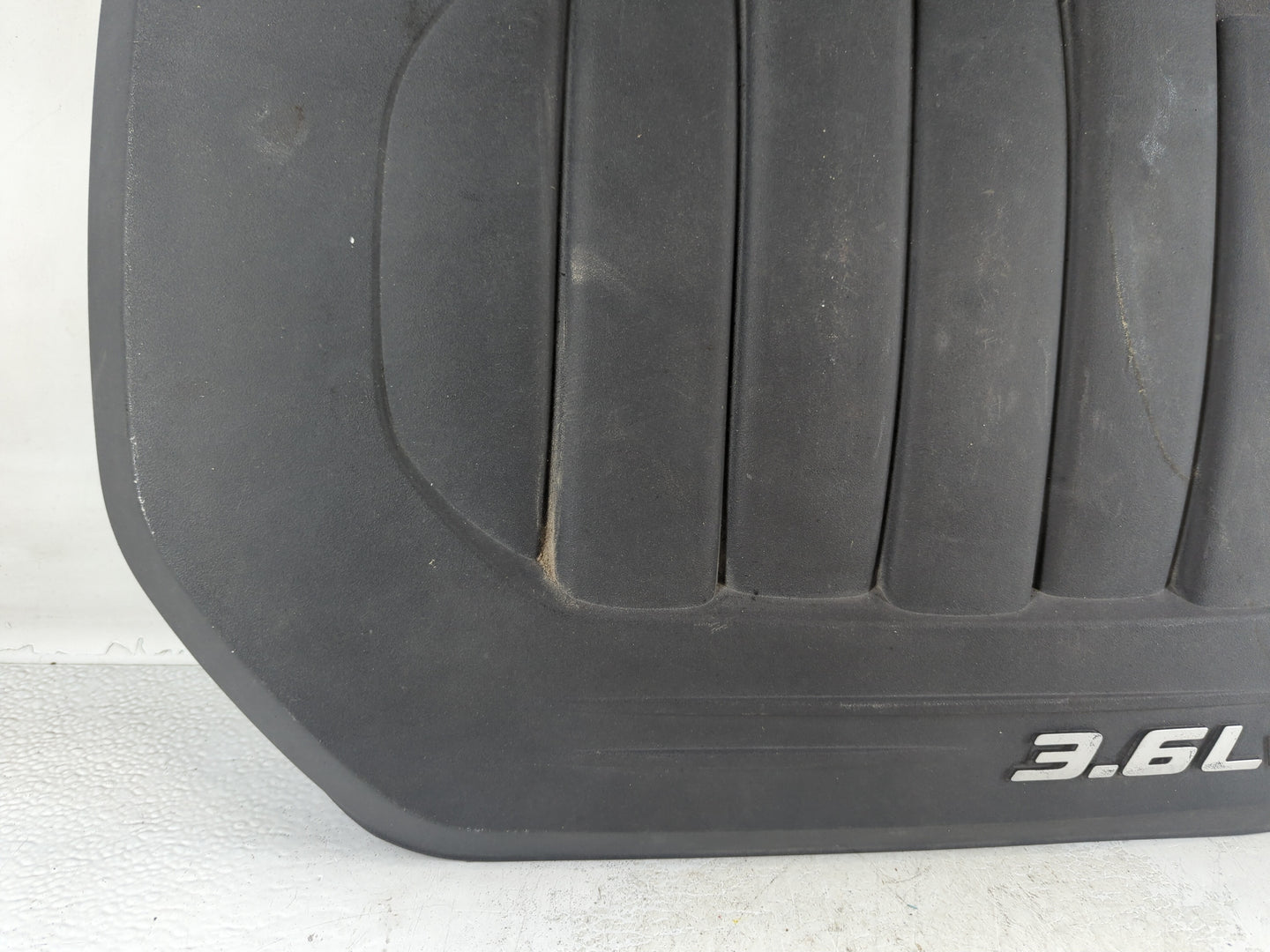 2014 Dodge Grand Caravan Engine Cover - Oemusedautoparts1.com