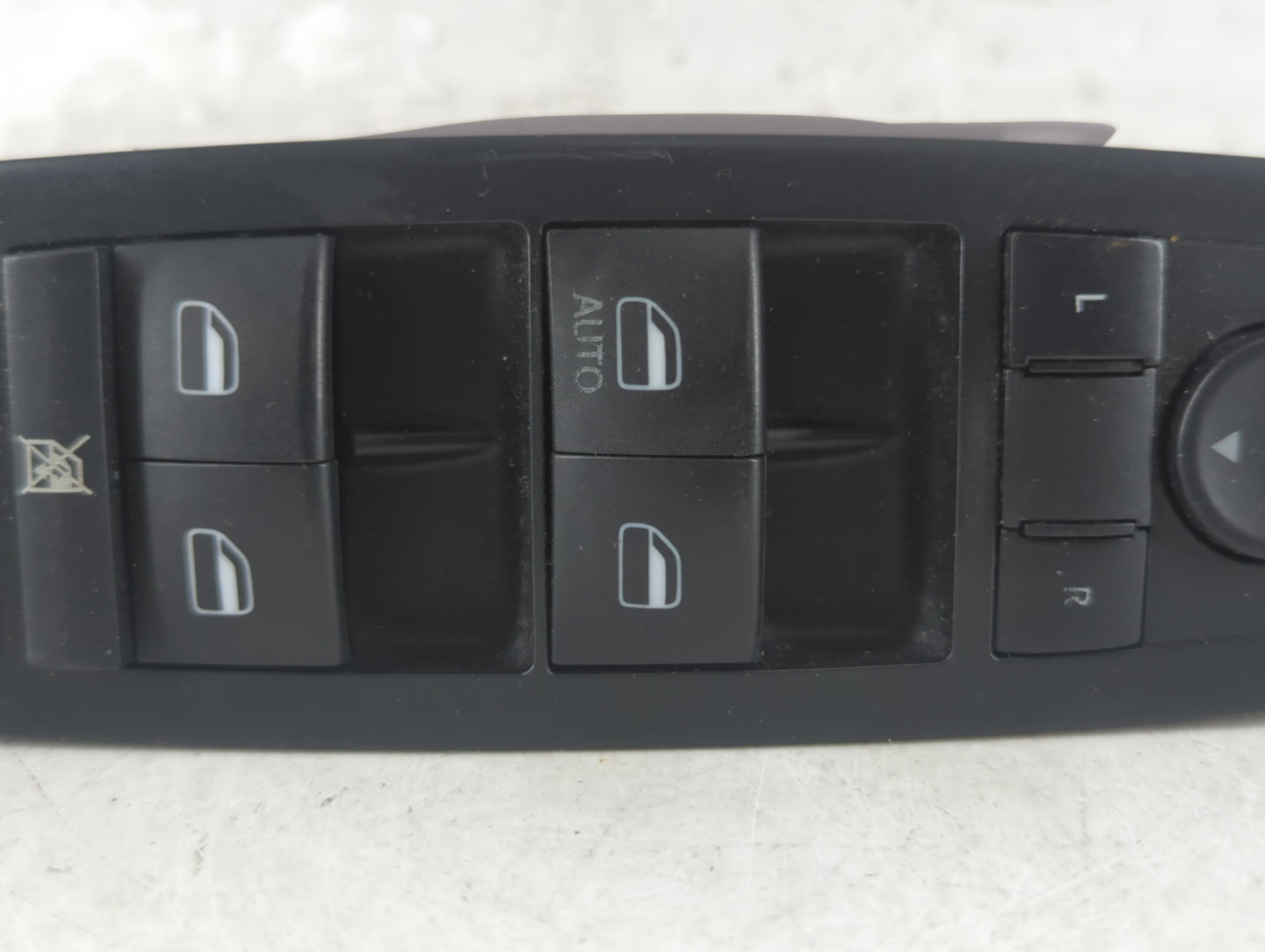 2014 Dodge Journey Master Power Window Switch Replacement Driver Side Left P/N:68084001AB Fits OEM Used Auto Parts - Oemused