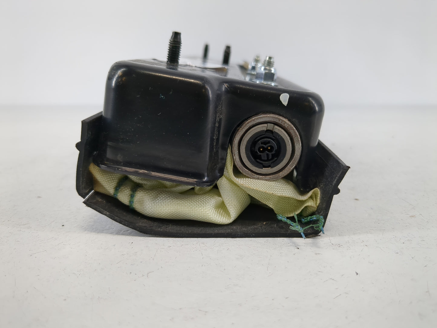 2014 Dodge Journey Air Bag Driver Left Knee OEM P/N:P68082494AE Fits OEM Used Auto Parts - Oemusedautoparts1.com
