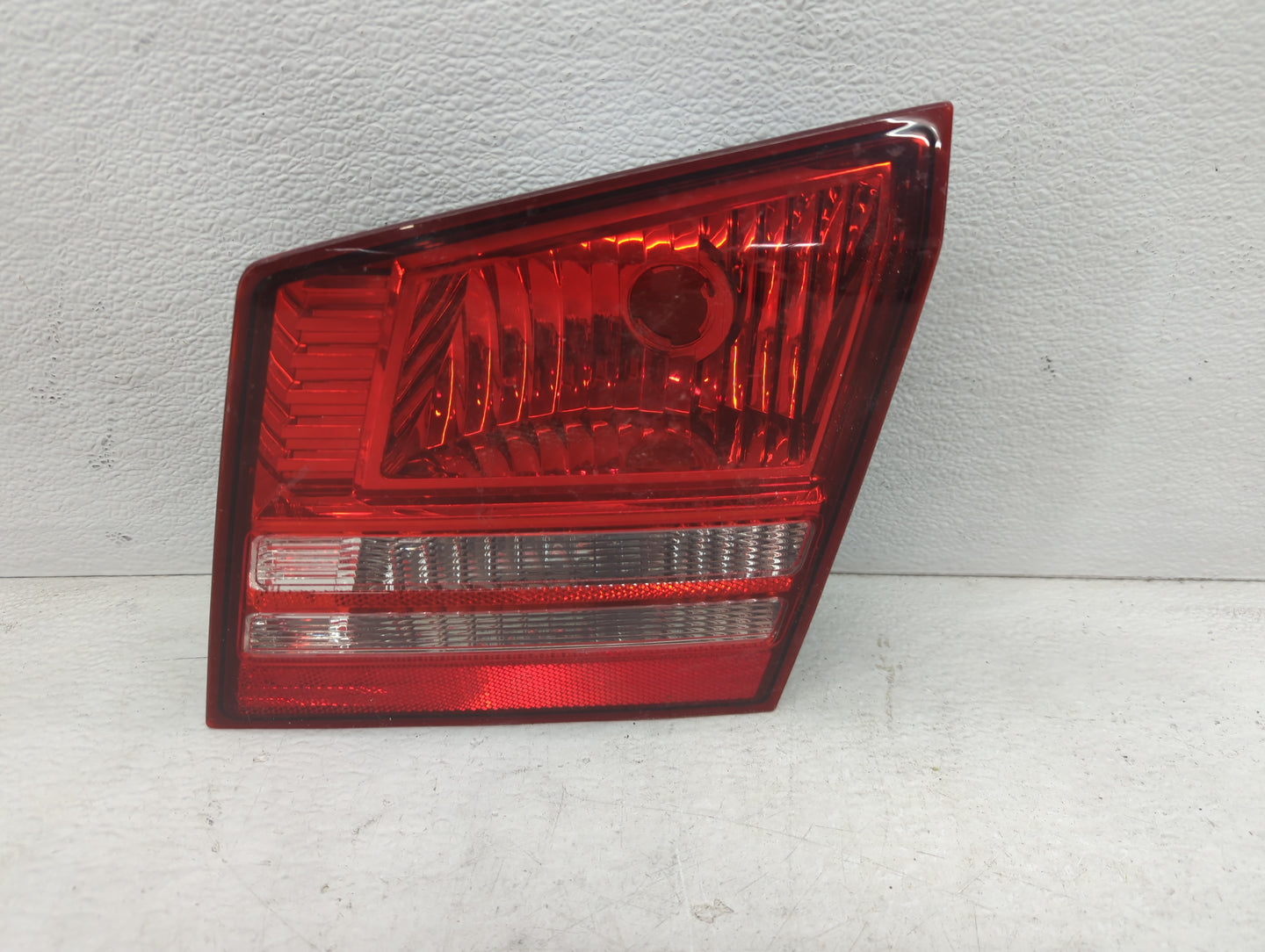2014 Dodge Journey Tail Light Assembly Passenger Right OEM P/N:04806368AF Fits OEM Used Auto Parts - Oemusedautoparts1.com