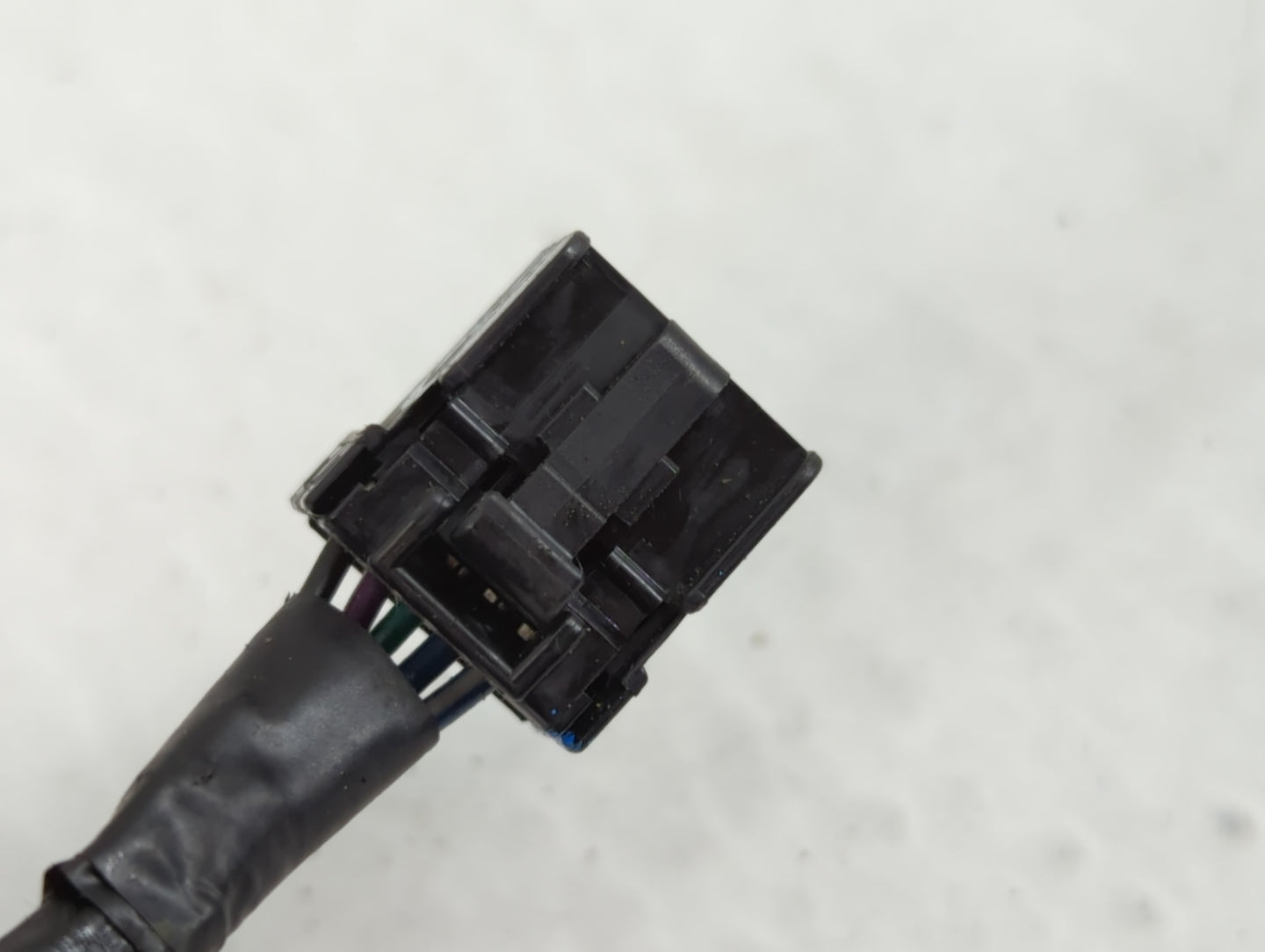 2014 Dodge Journey Driver Side View Mirror - Left Door Mirror OEM Used - Oemusedautoparts1.com