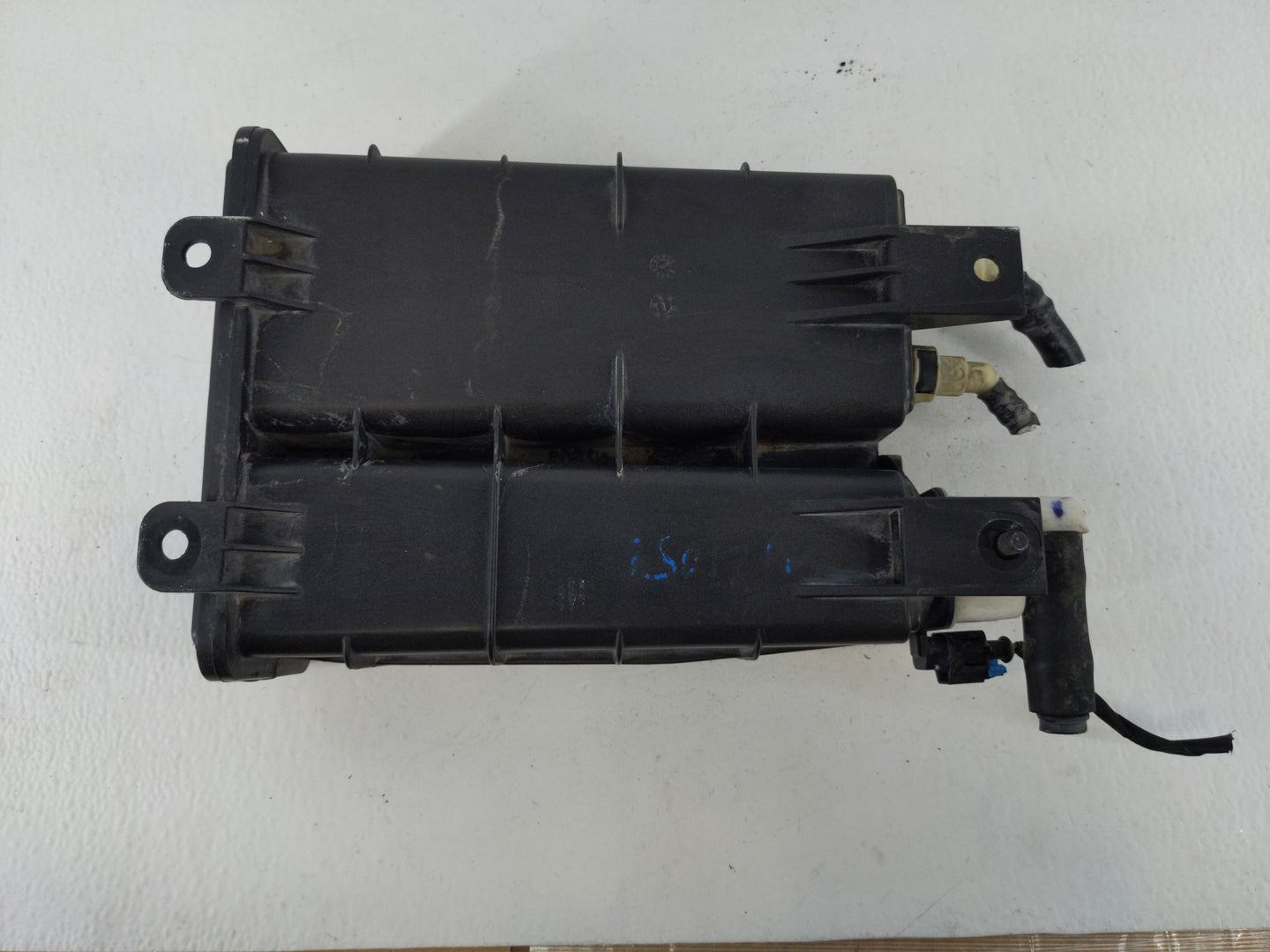 2014 Dodge Journey Fuel Vapor Charcoal Canister - Oemusedautoparts1.com