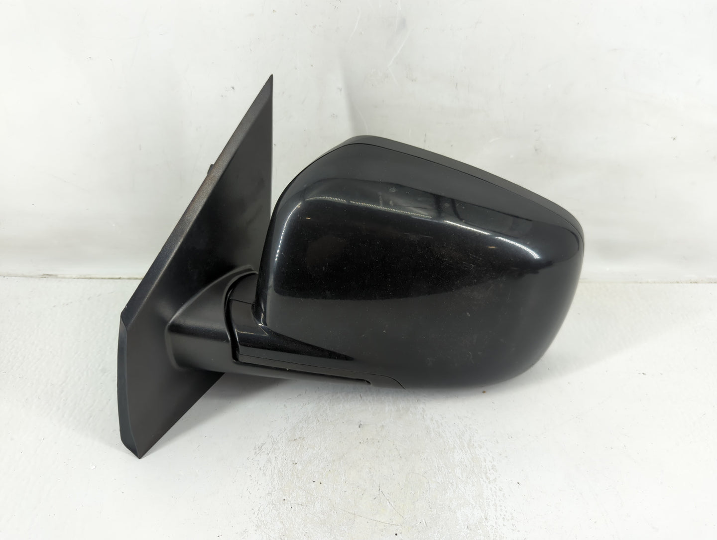 2014 Dodge Journey Driver Side View Mirror - Left Door Mirror OEM Used - Oemusedautoparts1.com