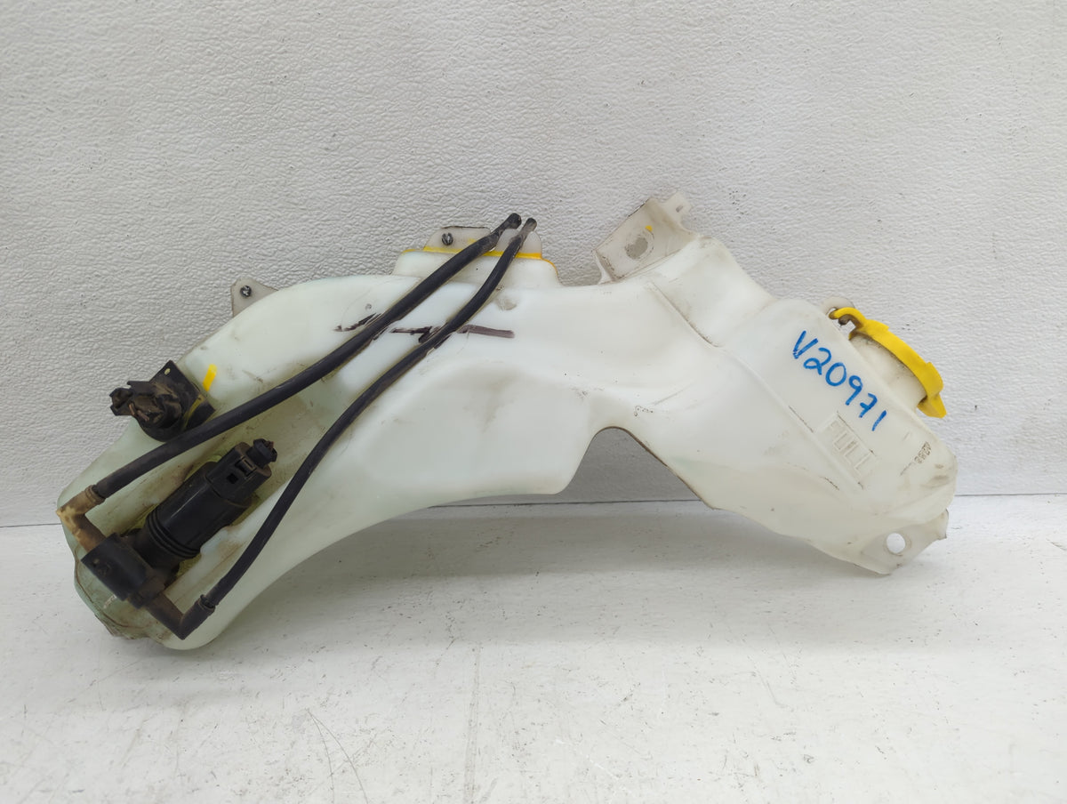 2014 Dodge Journey Windshield Washer Fluid Reservoir Bottle 1127057 - Oemusedautoparts1.com
