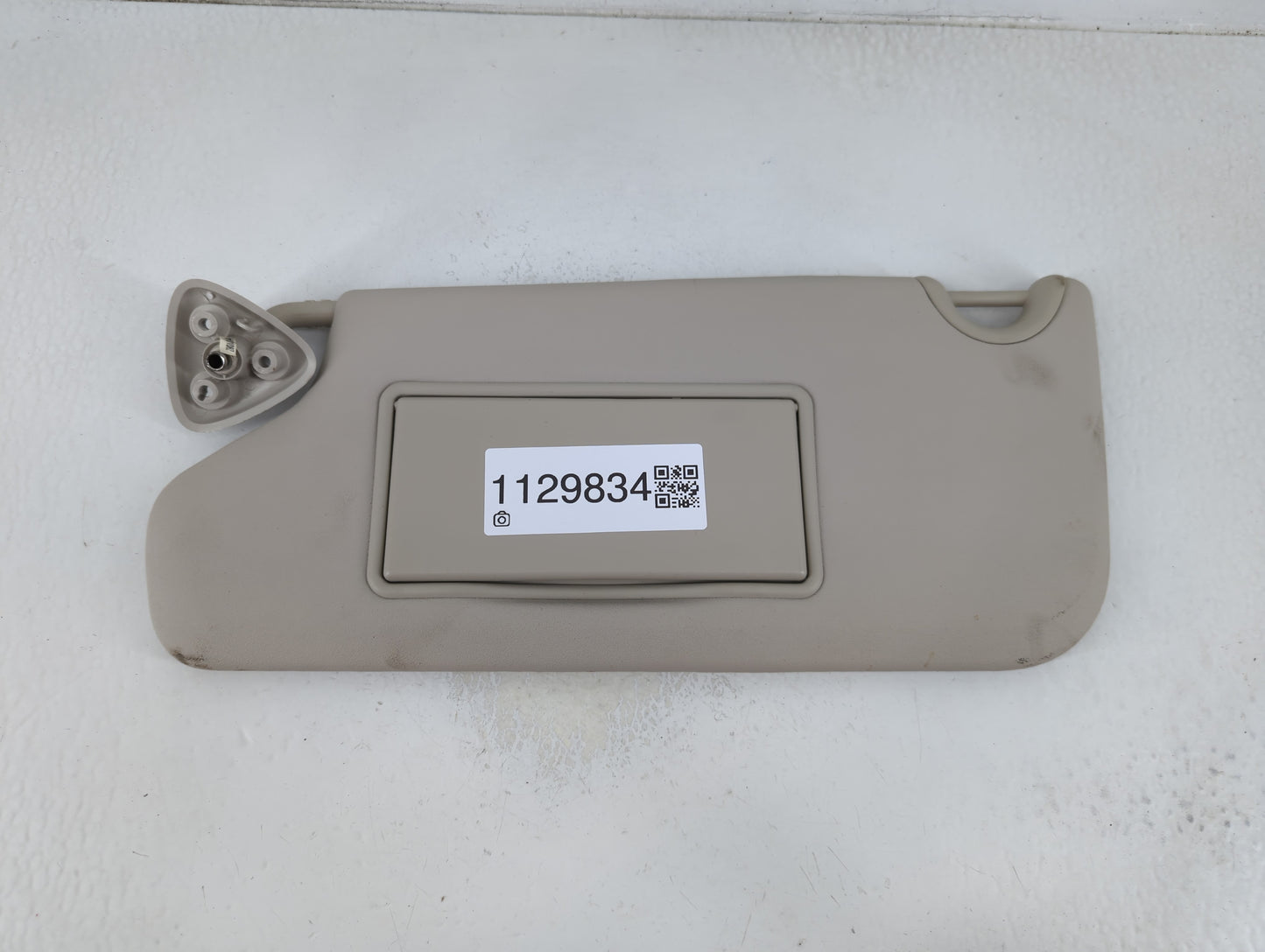 2014 Dodge Journey Sun Visor Shade Replacement Driver Left Mirror Fits OEM Used Auto Parts - Oemusedautoparts1.com