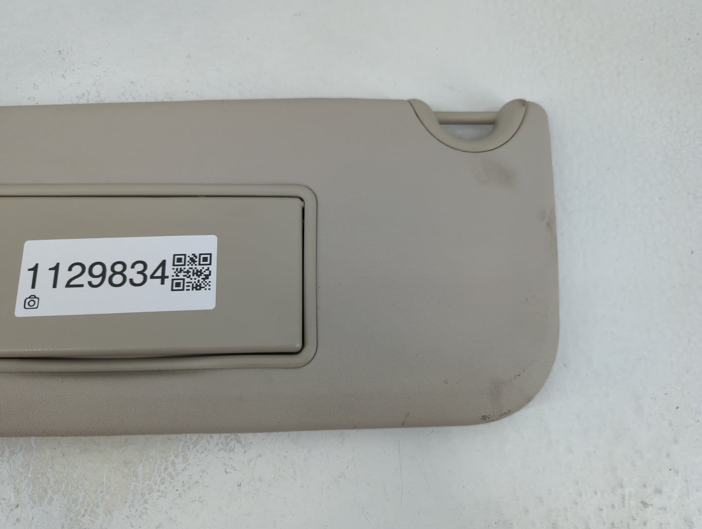 2014 Dodge Journey Sun Visor Shade Replacement Driver Left Mirror Fits OEM Used Auto Parts - Oemusedautoparts1.com