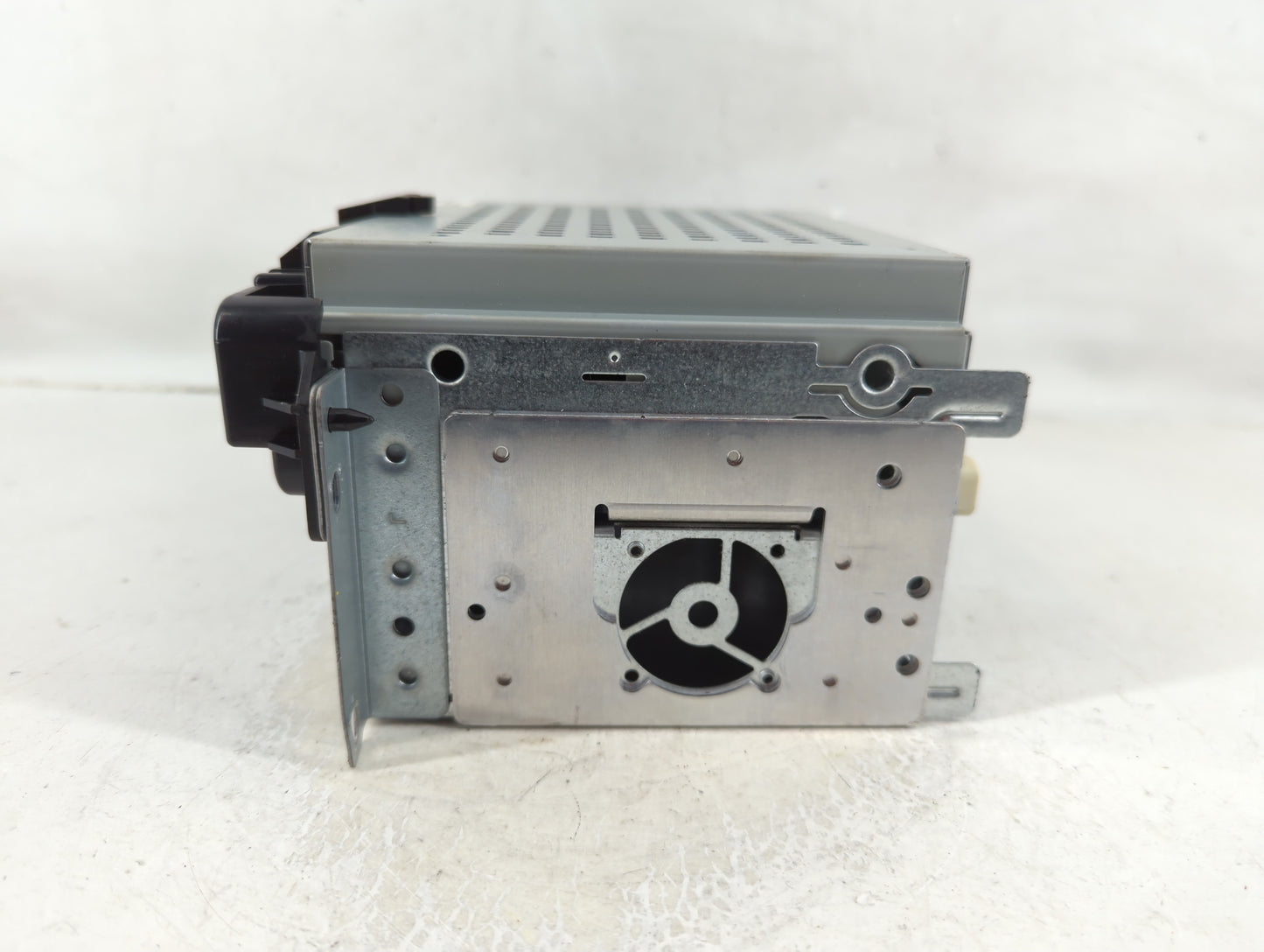 2014 Dodge Journey Radio AM FM Cd Player Receiver Replacement P/N:P68209666AA Fits OEM Used Auto Parts - Oemusedautoparts1.c