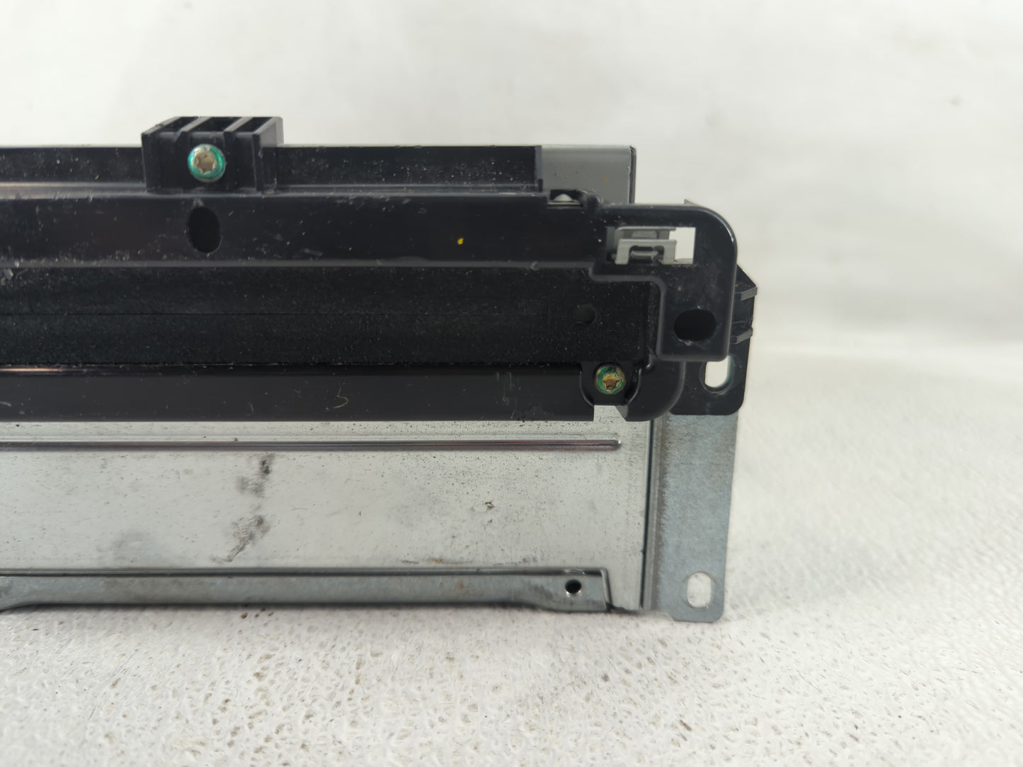 2018-2020 Dodge Journey Radio AM FM Cd Player Receiver Replacement P/N:P68209665AA Fits Fits 2018 2019 2020 OEM Used Auto Pa