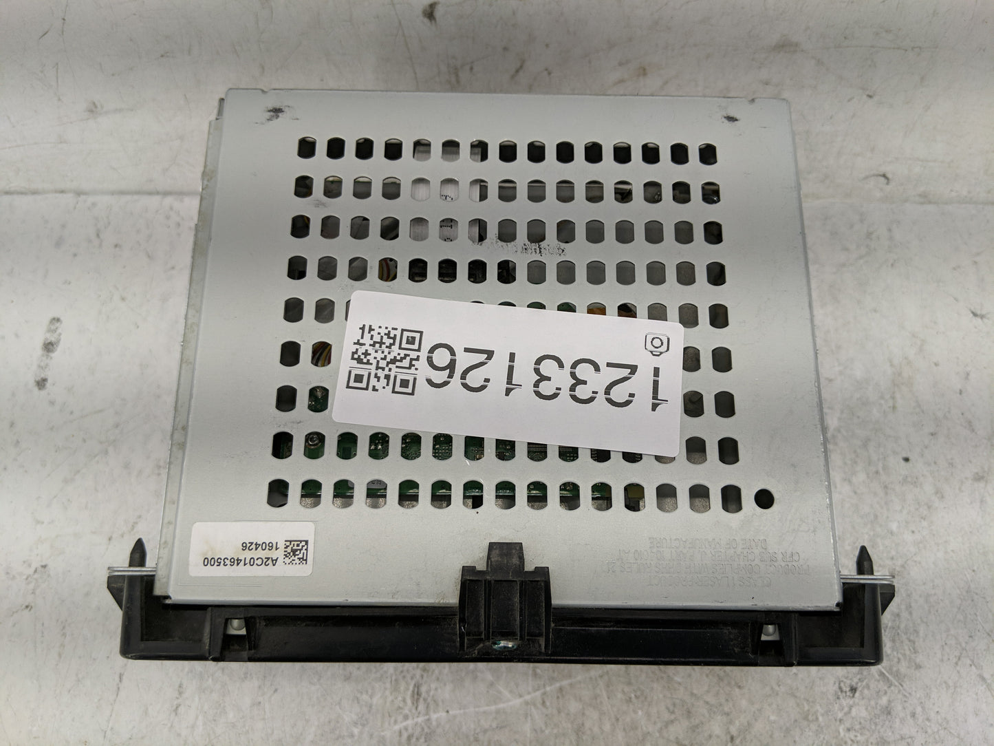 2014 Dodge Journey Radio AM FM Cd Player Receiver Replacement Fits OEM Used Auto Parts - Oemusedautoparts1.com