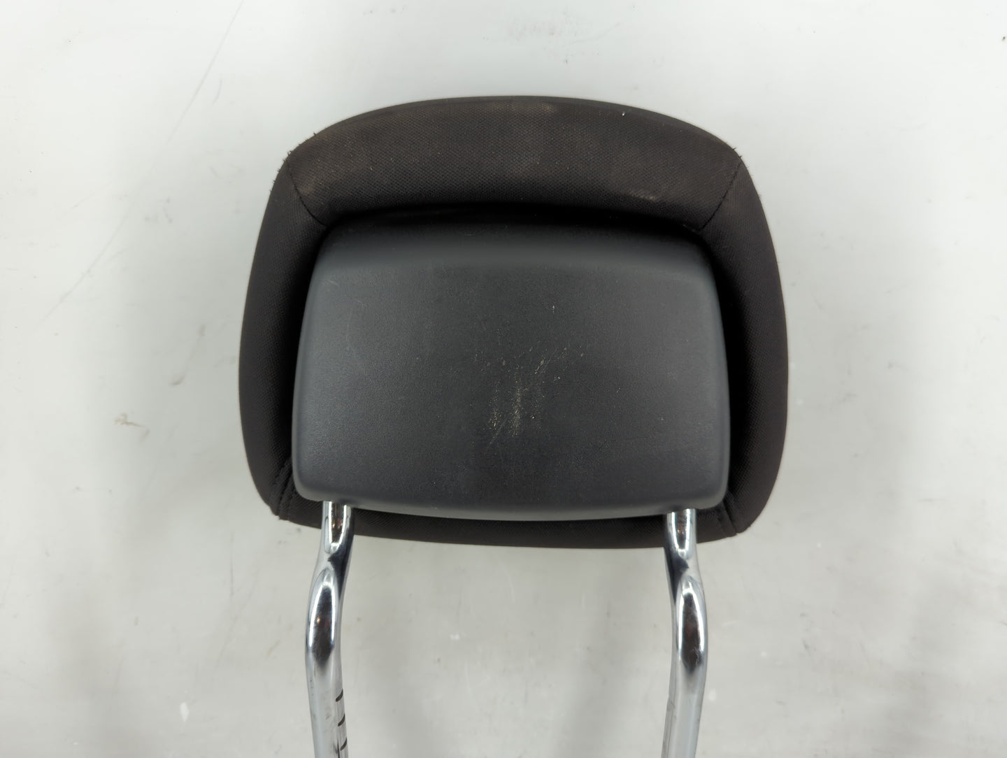 2014 Dodge Journey Headrest Head Rest Rear Seat Fits OEM Used Auto Parts - Oemusedautoparts1.com