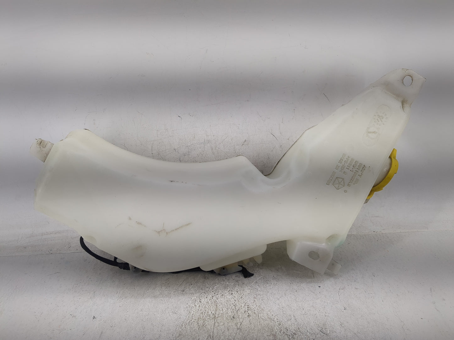 2014 Dodge Journey Windshield Washer Fluid Reservoir Bottle Oem - Oemusedautoparts1.com