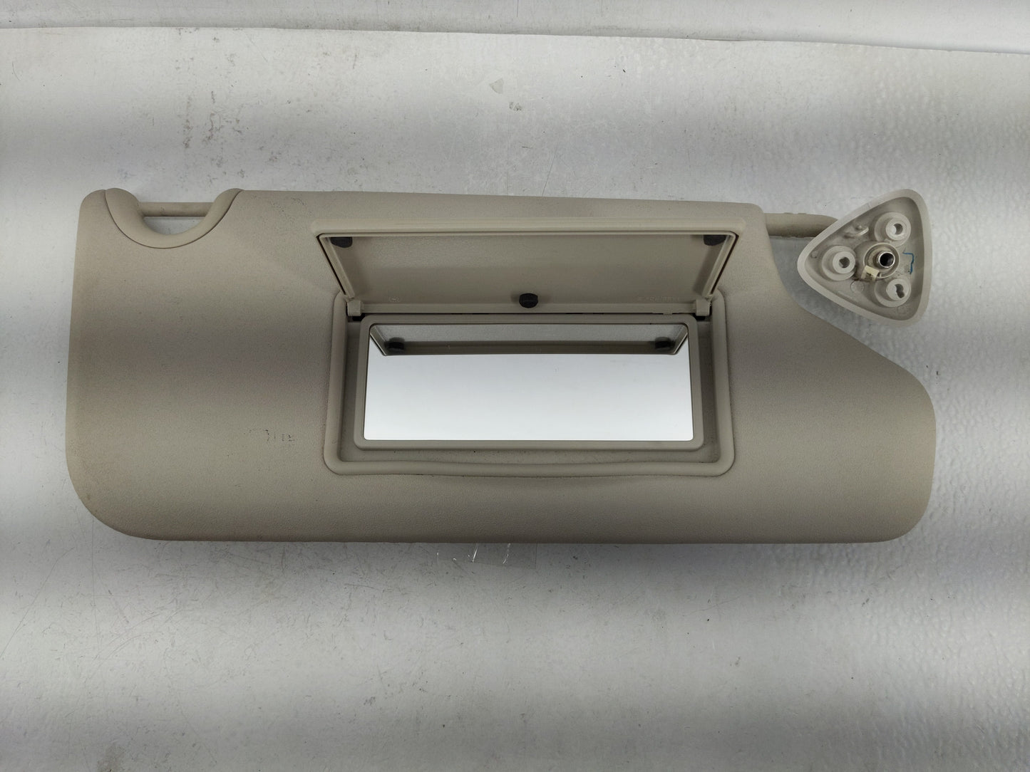 2014 Dodge Journey Sun Visor Shade Replacement Passenger Right Mirror Fits OEM Used Auto Parts - Oemusedautoparts1.com