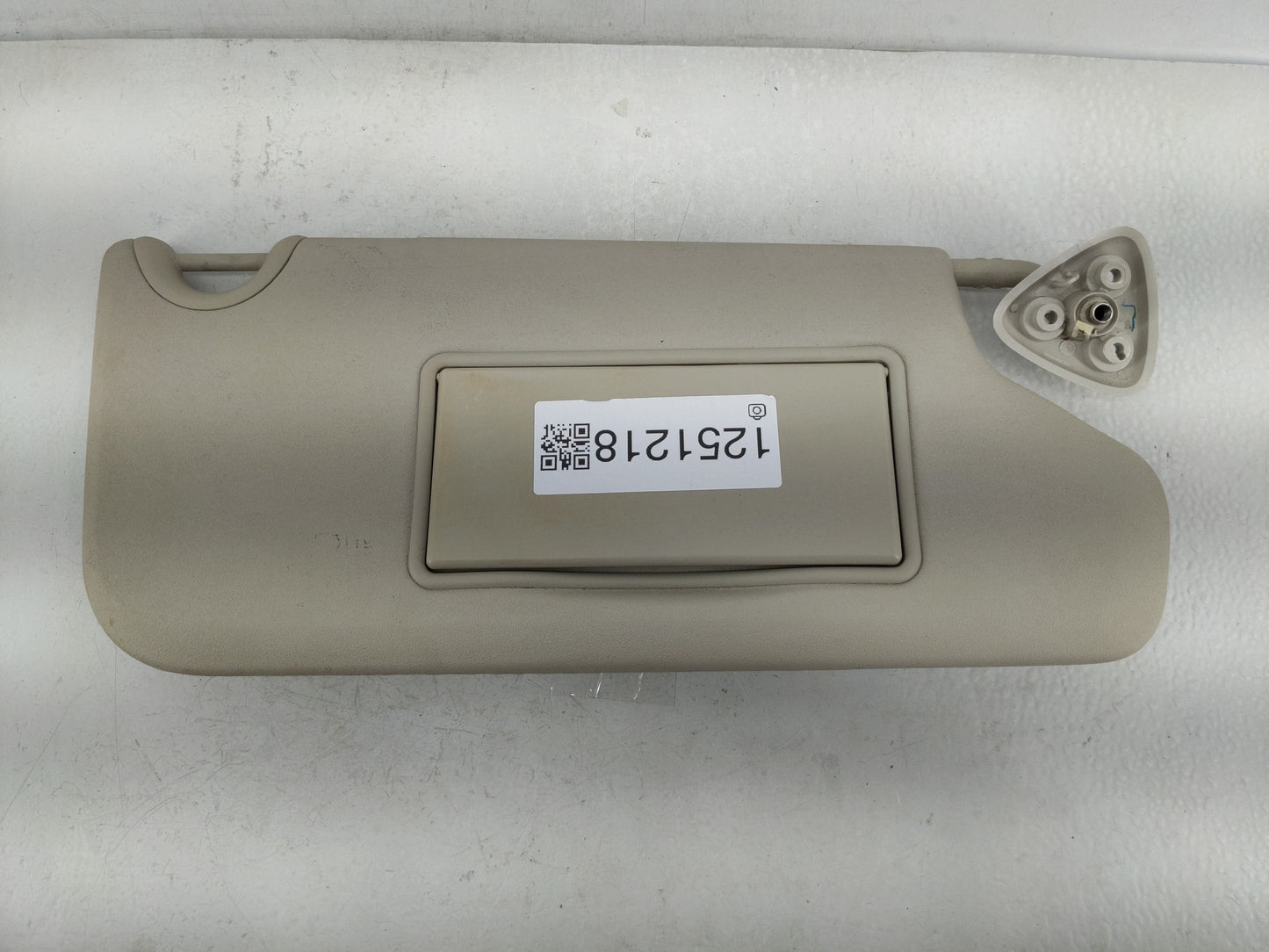 2014 Dodge Journey Sun Visor Shade Replacement Passenger Right Mirror Fits OEM Used Auto Parts - Oemusedautoparts1.com