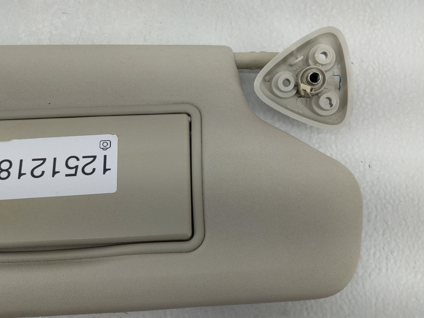 2014 Dodge Journey Sun Visor Shade Replacement Passenger Right Mirror Fits OEM Used Auto Parts - Oemusedautoparts1.com