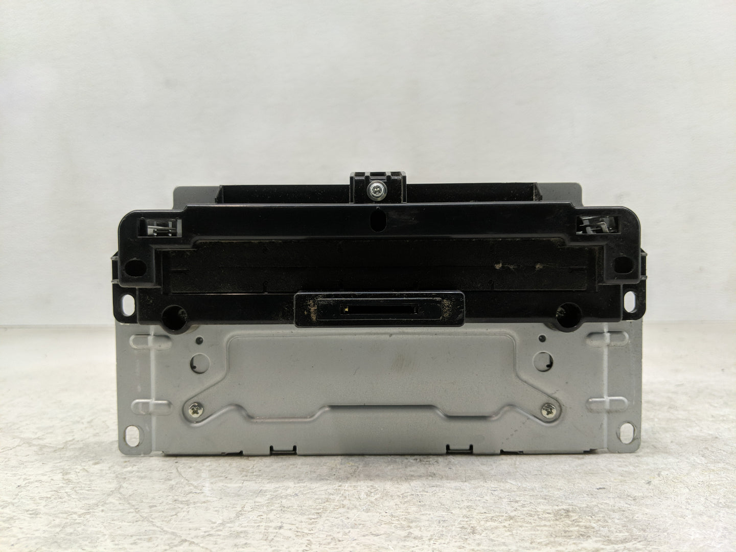 2014 Dodge Journey Radio AM FM Cd Player Receiver Replacement P/N:P68210553AF Fits OEM Used Auto Parts - Oemusedautoparts1.c