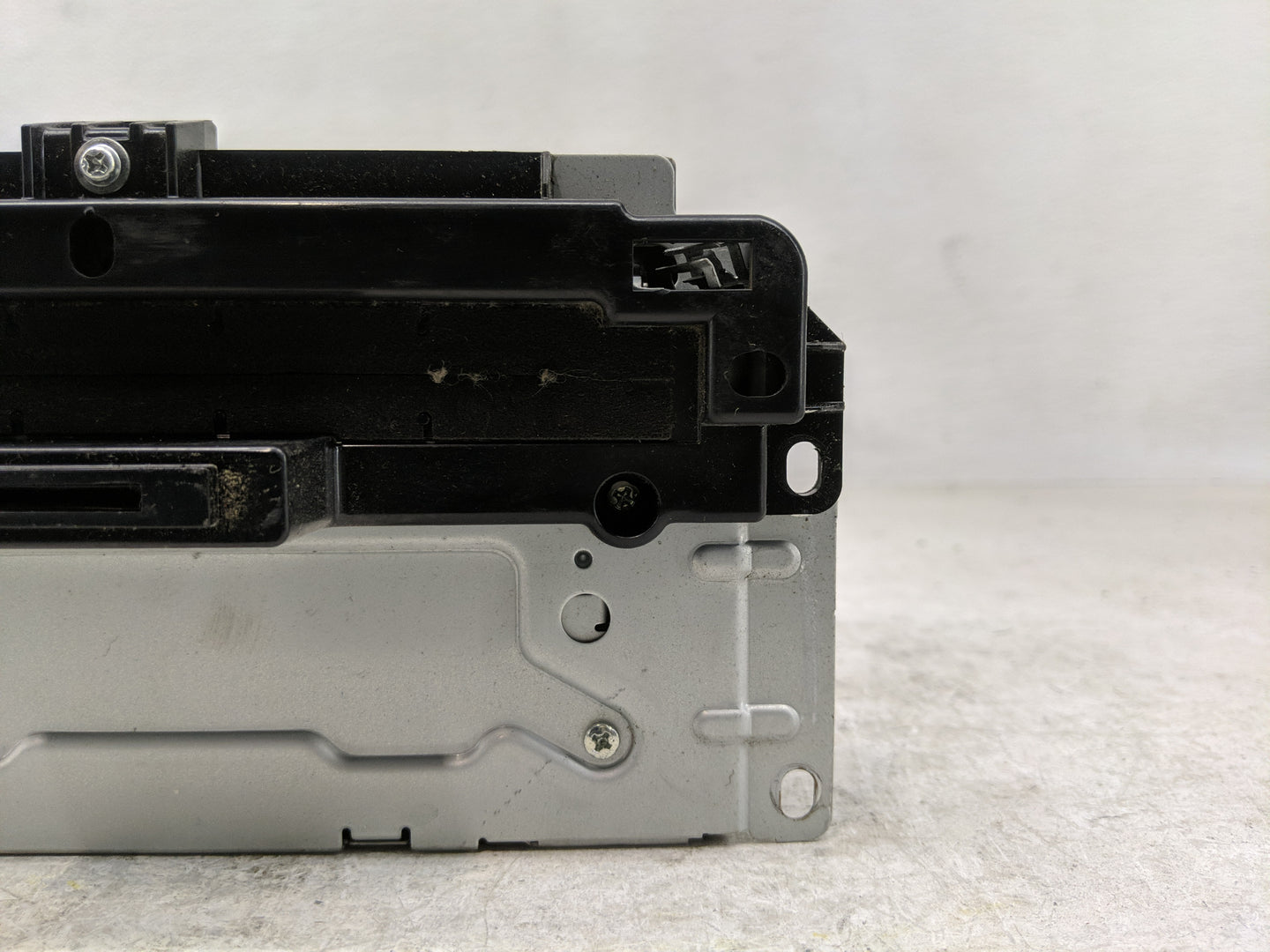 2014 Dodge Journey Radio AM FM Cd Player Receiver Replacement P/N:P68210553AF Fits OEM Used Auto Parts - Oemusedautoparts1.c
