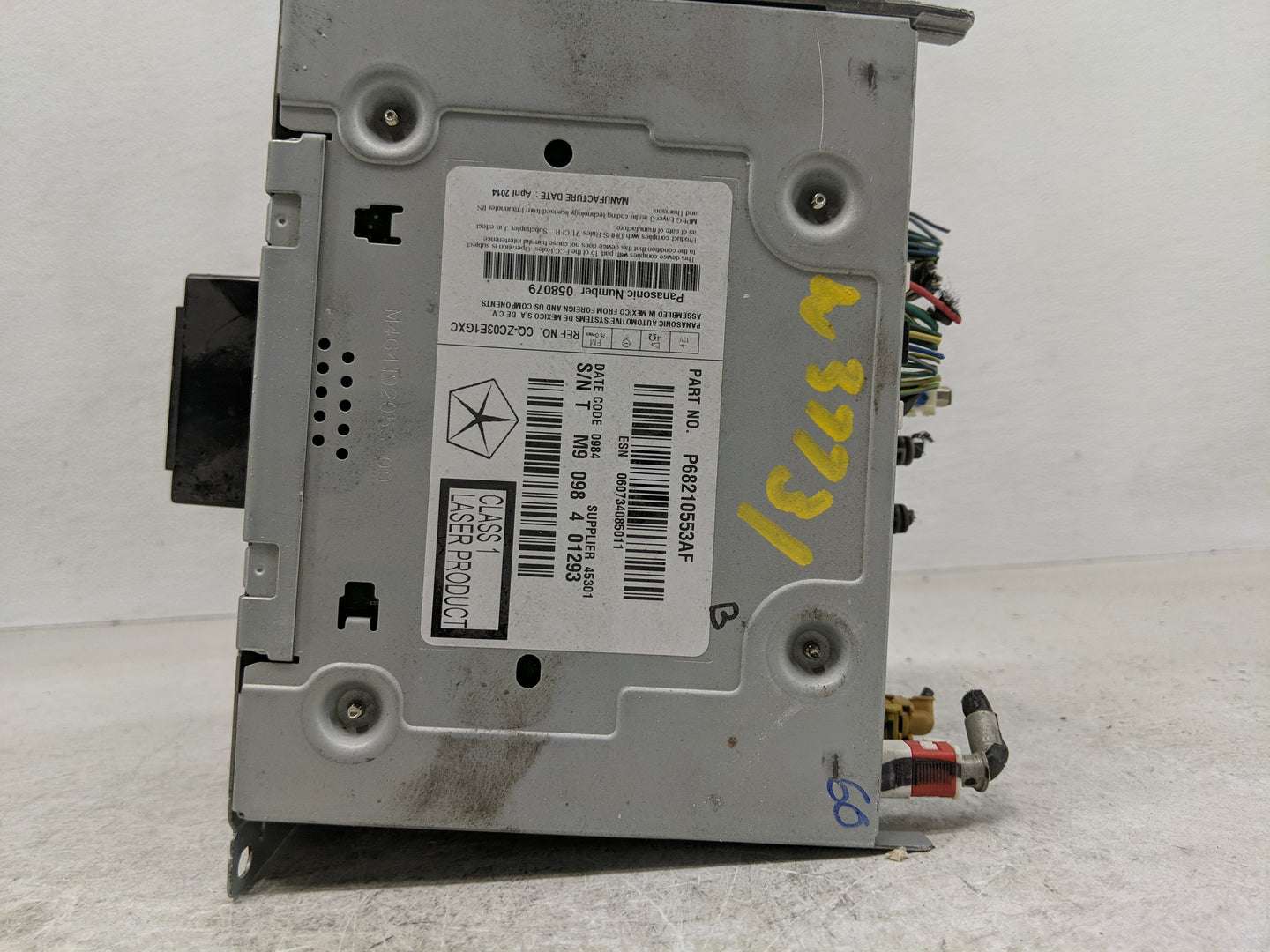 2014 Dodge Journey Radio AM FM Cd Player Receiver Replacement P/N:P68210553AF Fits OEM Used Auto Parts - Oemusedautoparts1.c