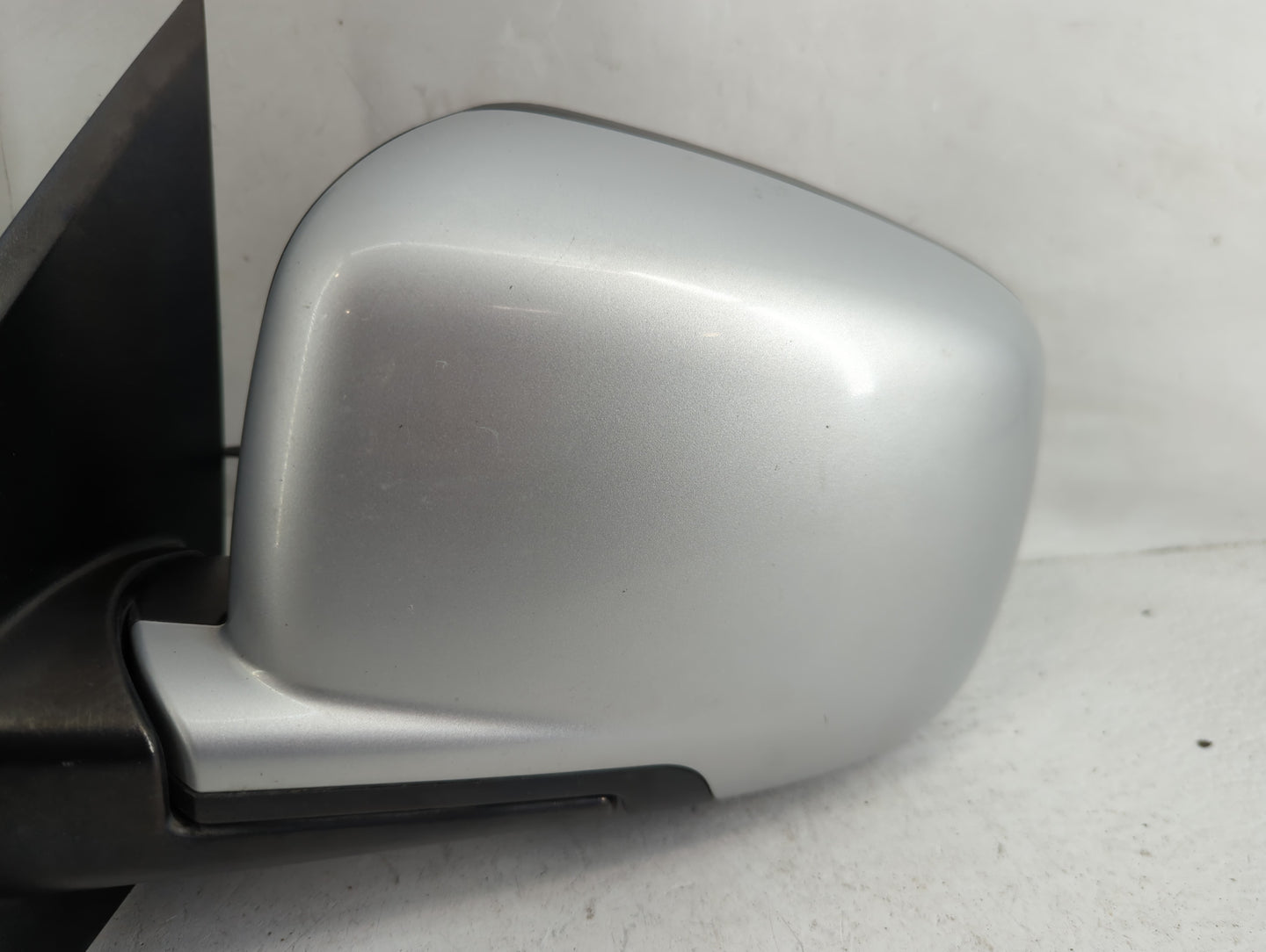 2014 Dodge Journey Driver Side View Mirror - Left Door Mirror OEM Used - Oemusedautoparts1.com