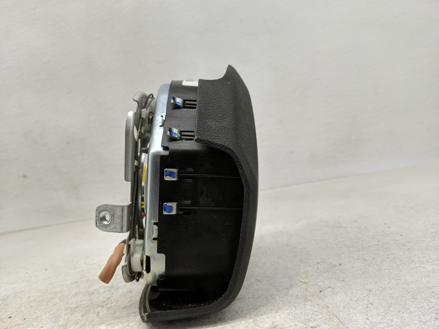 2020-2020 Dodge Journey Air Bag Driver Left Steering Wheel Mounted - Oemusedautoparts1.com
