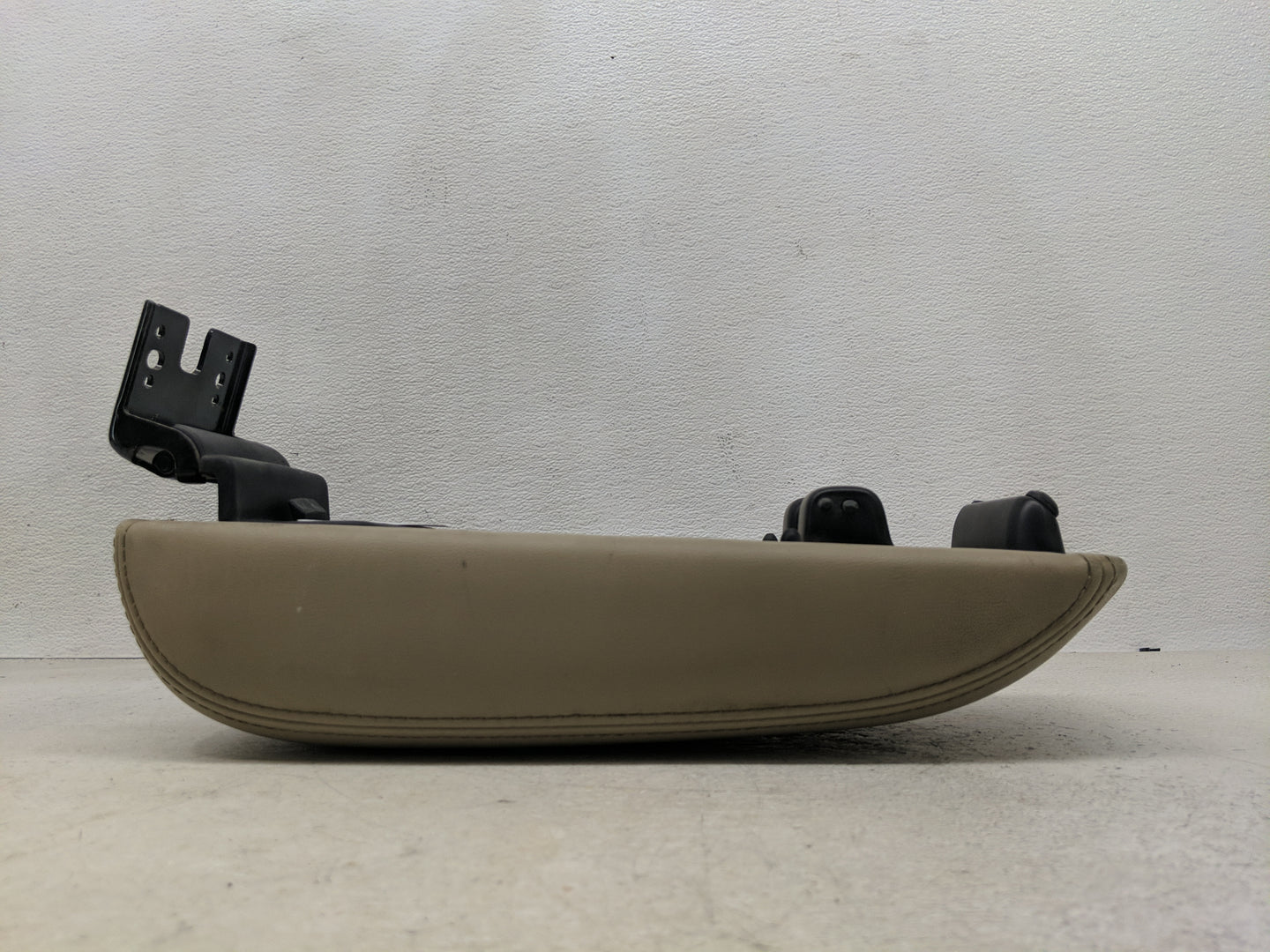 2014 Dodge Journey Center Console Armrest Cover Lid Fits OEM Used Auto Parts - Oemusedautoparts1.com