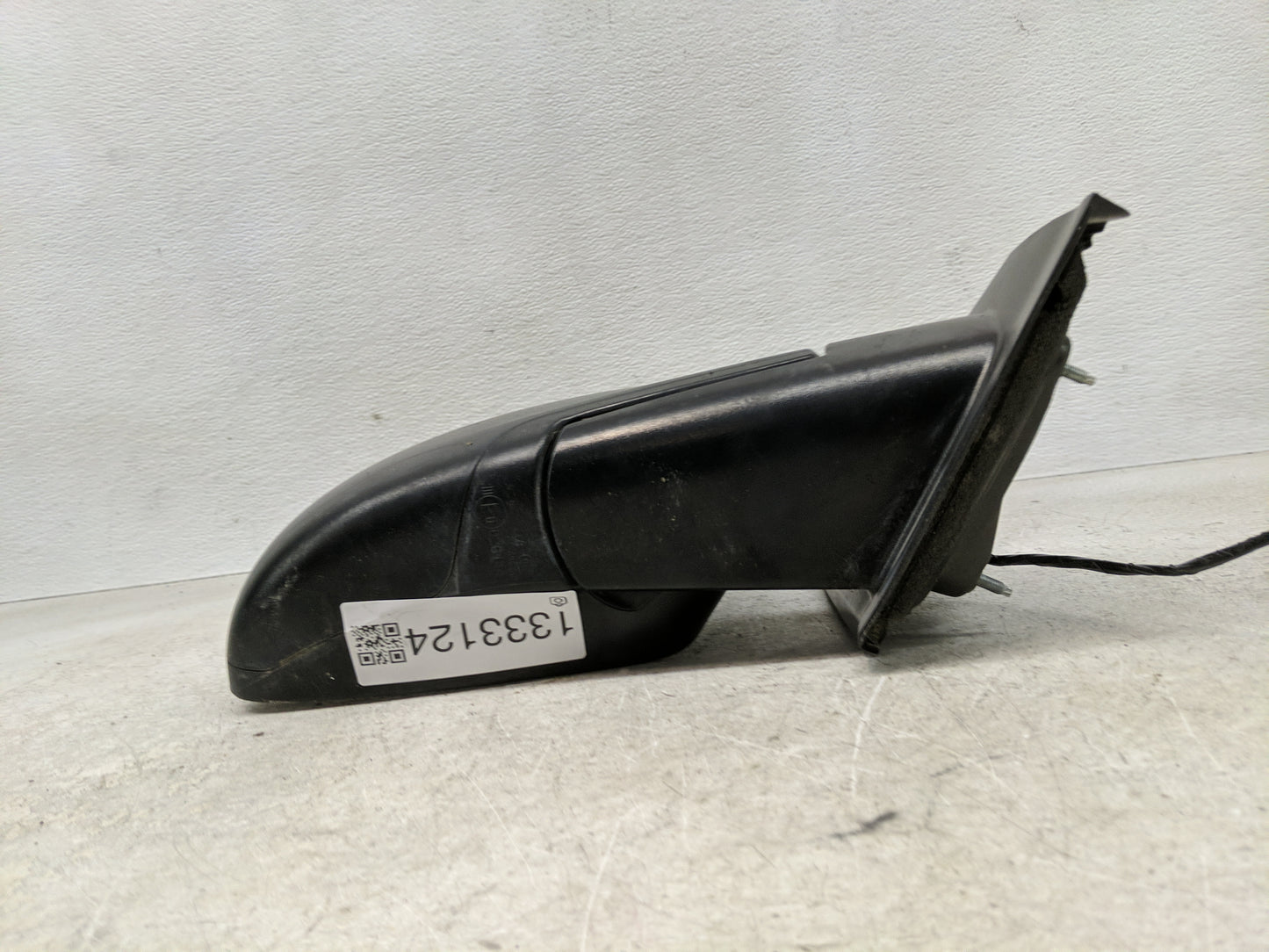 2014 Dodge Journey Driver Side View Mirror - Left Door Mirror OEM Used - Oemusedautoparts1.com