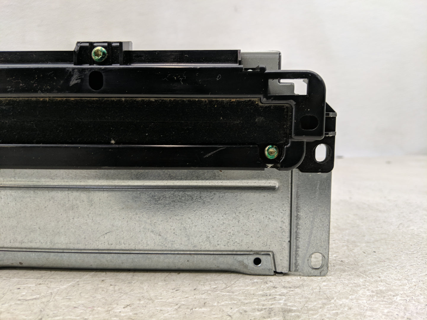 2018-2020 Dodge Journey Radio AM FM Cd Player Receiver Replacement Fits Fits 2018 2019 2020 OEM Used Auto Parts - Oemusedaut
