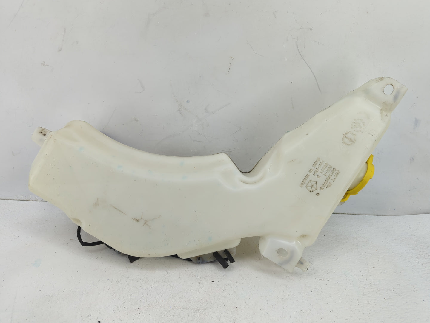 2014 Dodge Journey Windshield Washer Fluid Reservoir Bottle Oem - Oemusedautoparts1.com