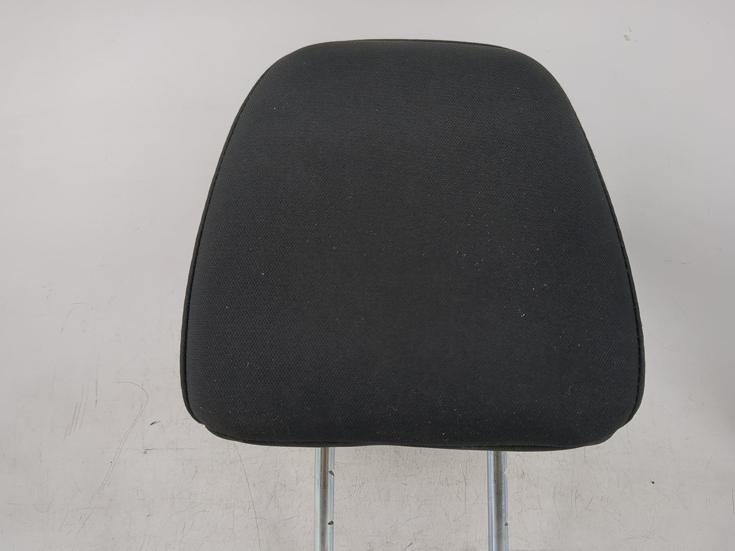 2011-2017 Dodge Journey Headrest Head Rest Rear Center Seat Fits Fits 2011 2012 2013 2014 2015 2016 2017 OEM Used Auto Parts