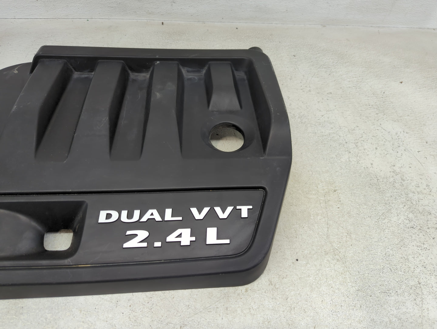 2014 Dodge Journey Engine Cover - Oemusedautoparts1.com