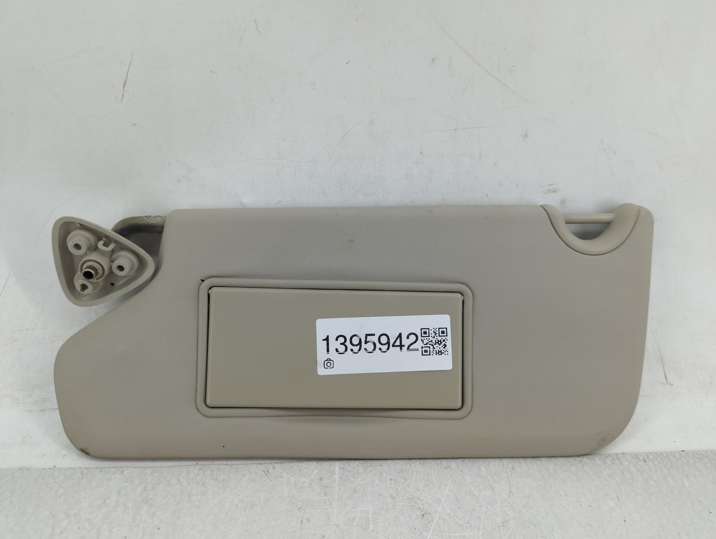 2014 Dodge Journey Sun Visor Shade Replacement Driver Left Mirror Fits OEM Used Auto Parts - Oemusedautoparts1.com