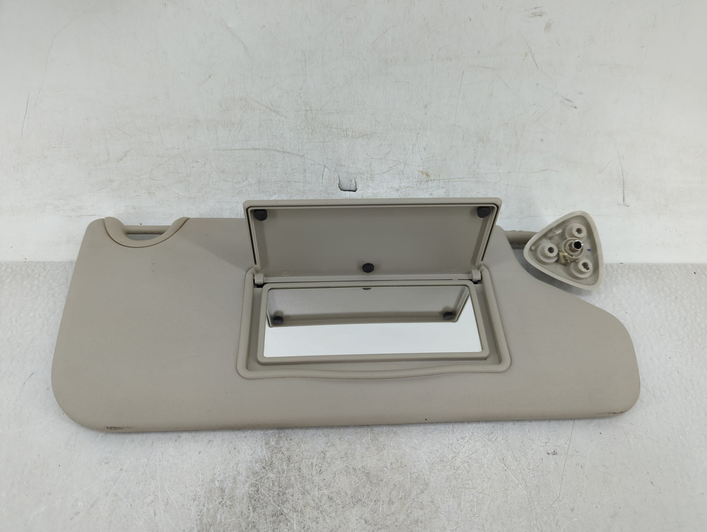 2014 Dodge Journey Sun Visor Shade Replacement Passenger Right Mirror Fits OEM Used Auto Parts - Oemusedautoparts1.com