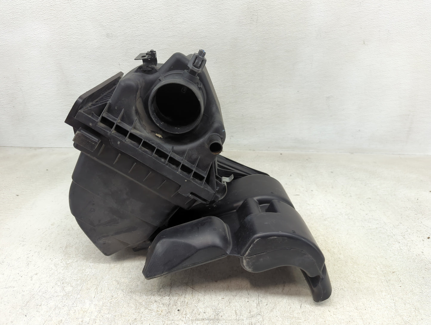 2009-2020 Dodge Journey Air Cleaner Intake-duct Hose Tube - Oemusedautoparts1.com