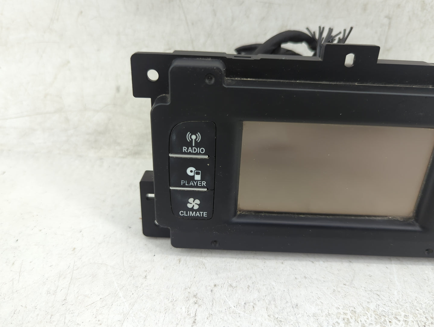 2014 Dodge Journey Radio AM FM Cd Player Receiver Replacement P/N:05064976AI Fits OEM Used Auto Parts - Oemusedautoparts1.co