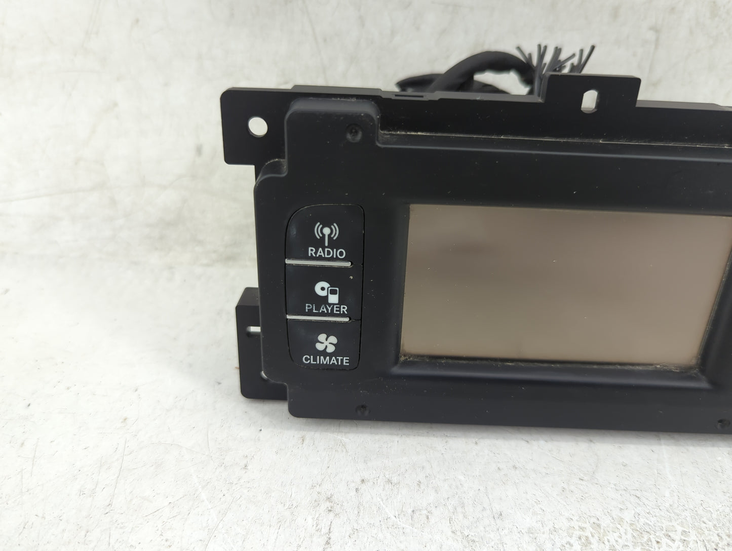 2014 Dodge Journey Radio AM FM Cd Player Receiver Replacement P/N:05064976AI Fits OEM Used Auto Parts - Oemusedautoparts1.co