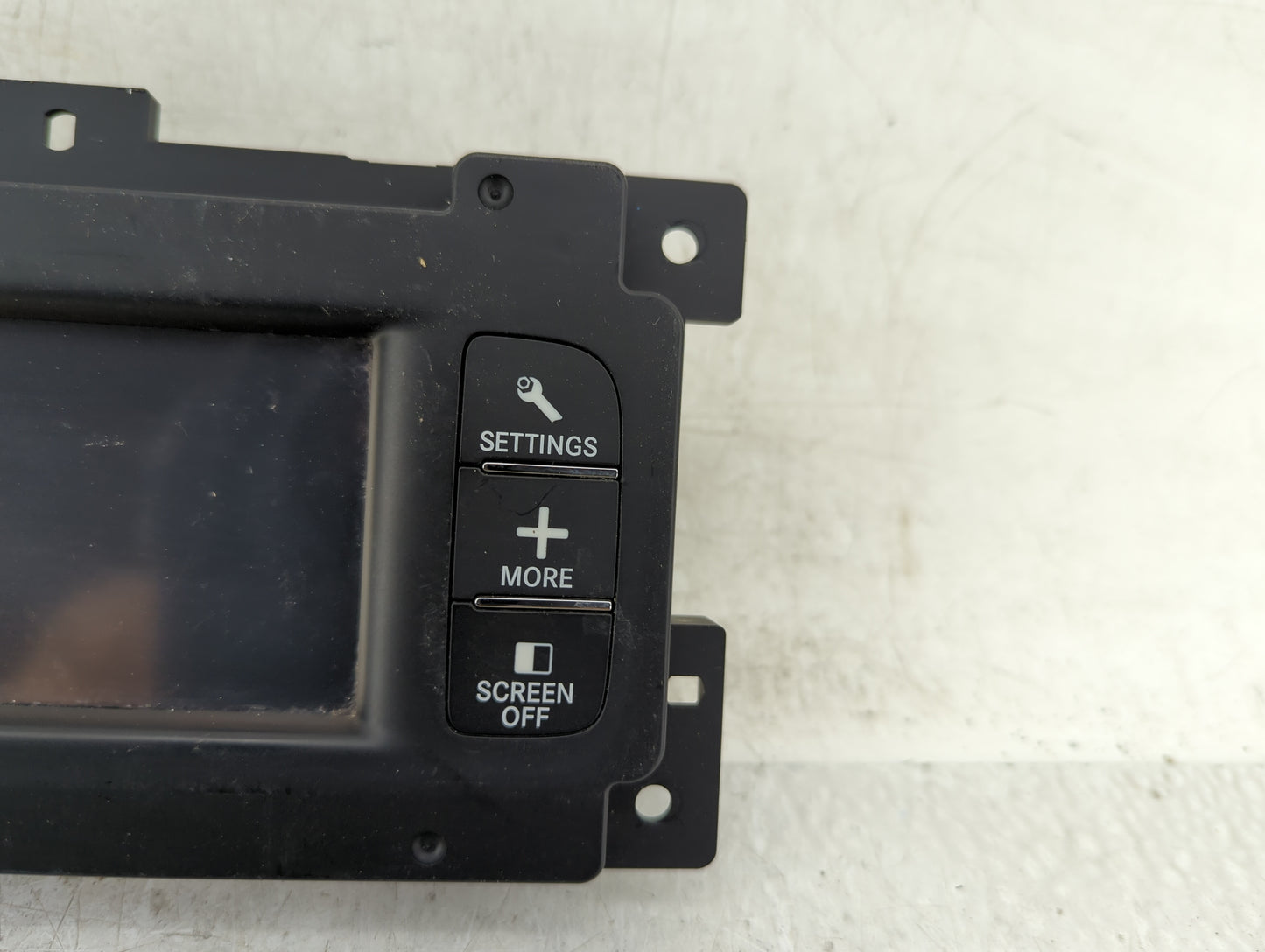 2014 Dodge Journey Information Display Screen - Oemusedautoparts1.com