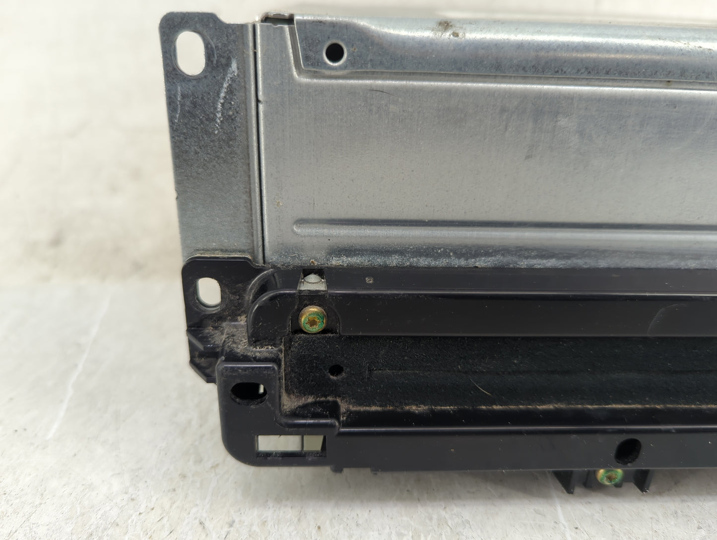 2018-2020 Dodge Journey Radio AM FM Cd Player Receiver Replacement P/N:P68209665AA Fits Fits 2018 2019 2020 OEM Used Auto Pa