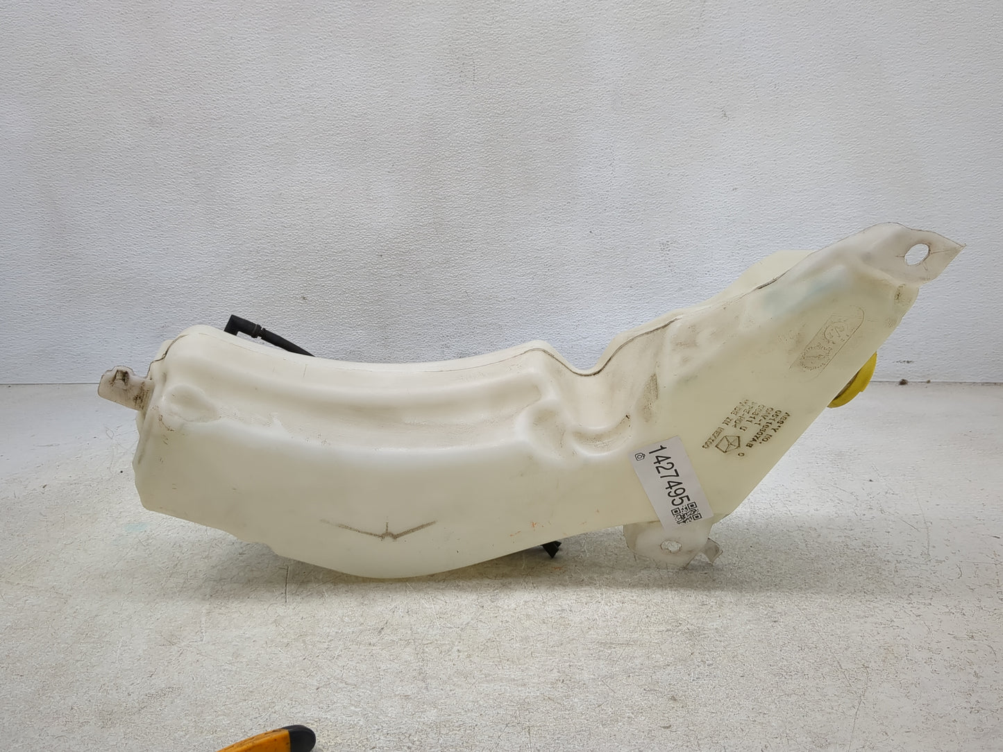 2014 Dodge Journey Windshield Washer Fluid Reservoir Bottle Oem - Oemusedautoparts1.com