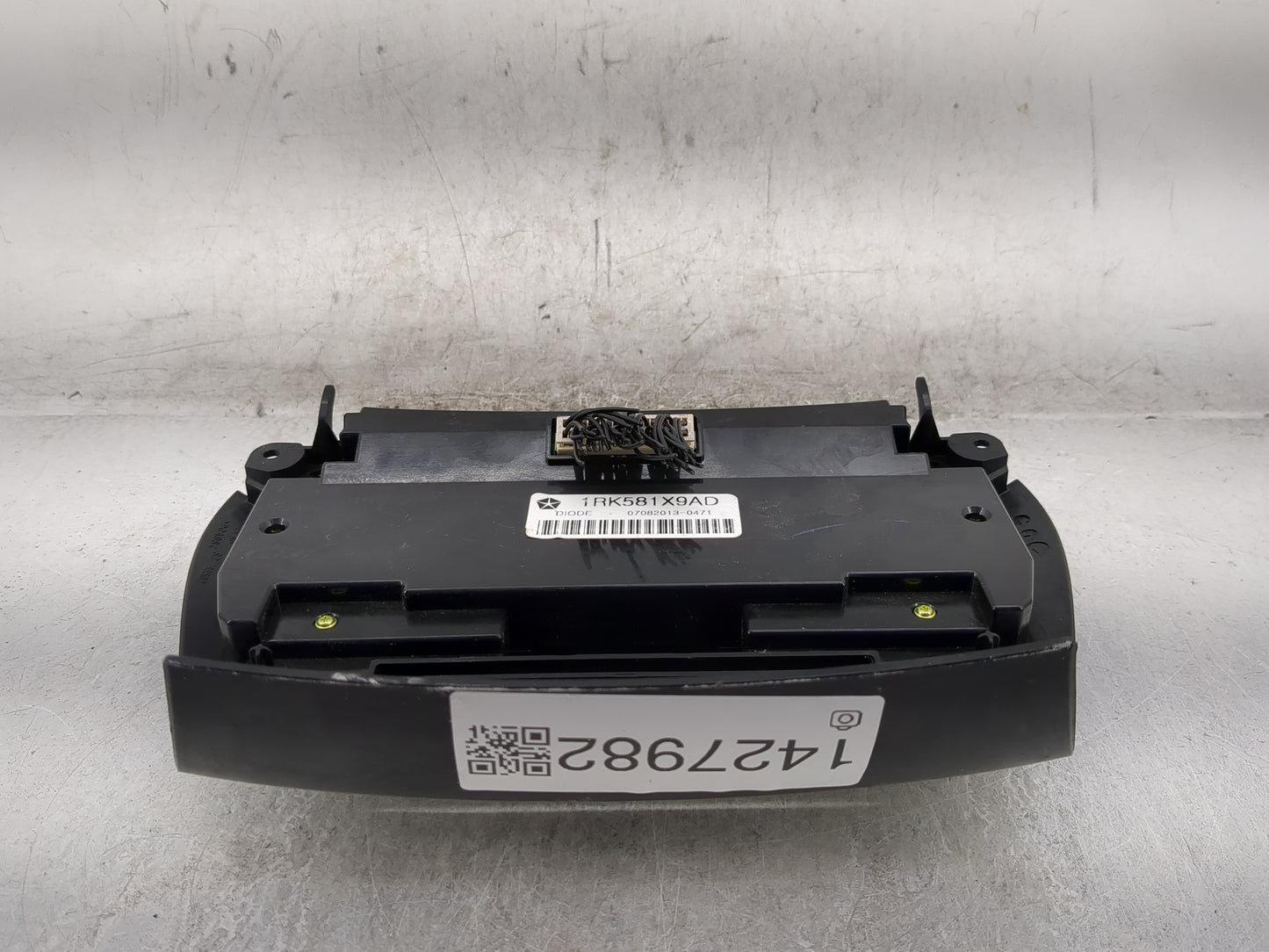2011-2017 Dodge Journey Climate Control Module Temperature AC/Heater Replacement P/N:1RK581X9AD Fits OEM Used Auto Parts - O