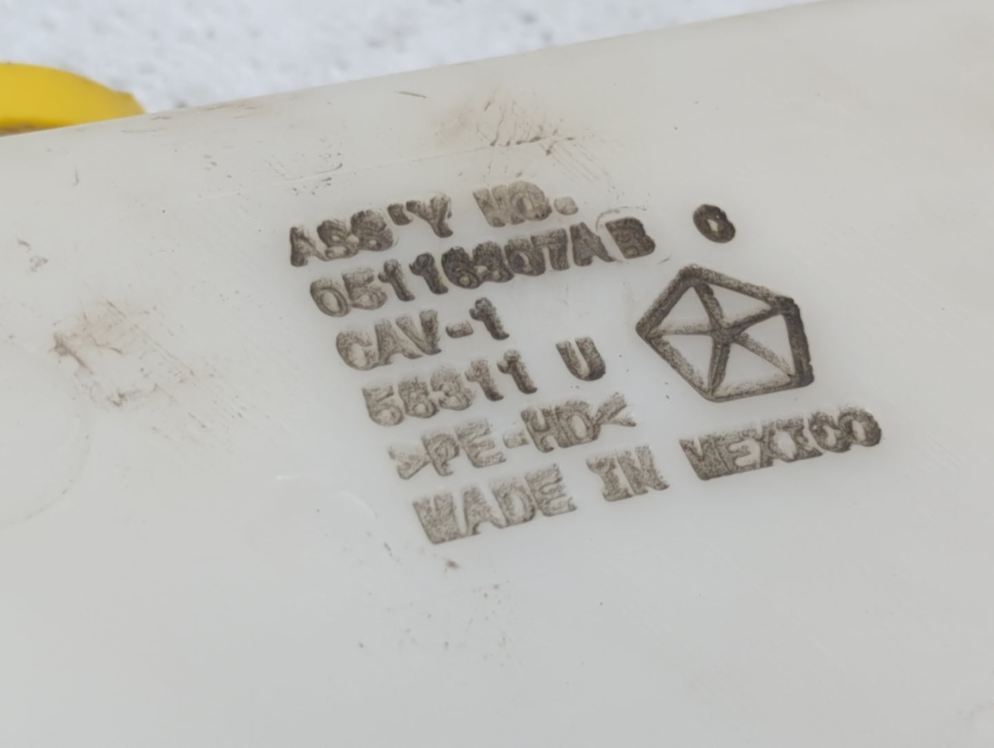 2014 Dodge Journey Windshield Washer Fluid Reservoir Bottle Oem - Oemusedautoparts1.com