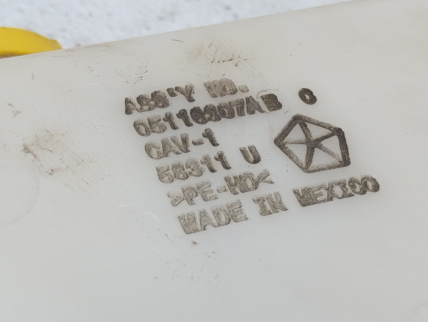 2014 Dodge Journey Windshield Washer Fluid Reservoir Bottle Oem - Oemusedautoparts1.com