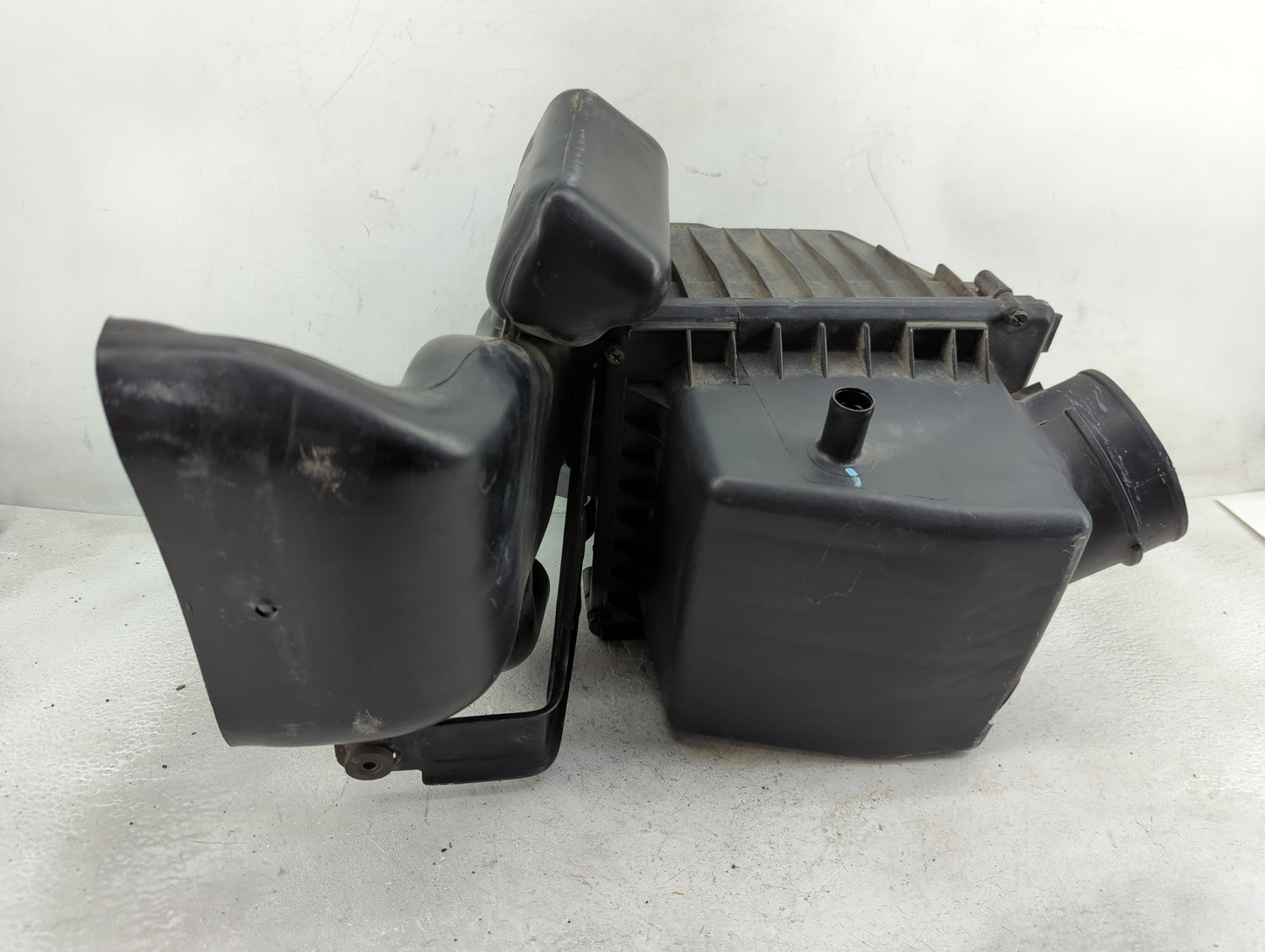 2014-2019 Dodge Journey Air Cleaner Intake-duct Hose Tube - Oemusedautoparts1.com